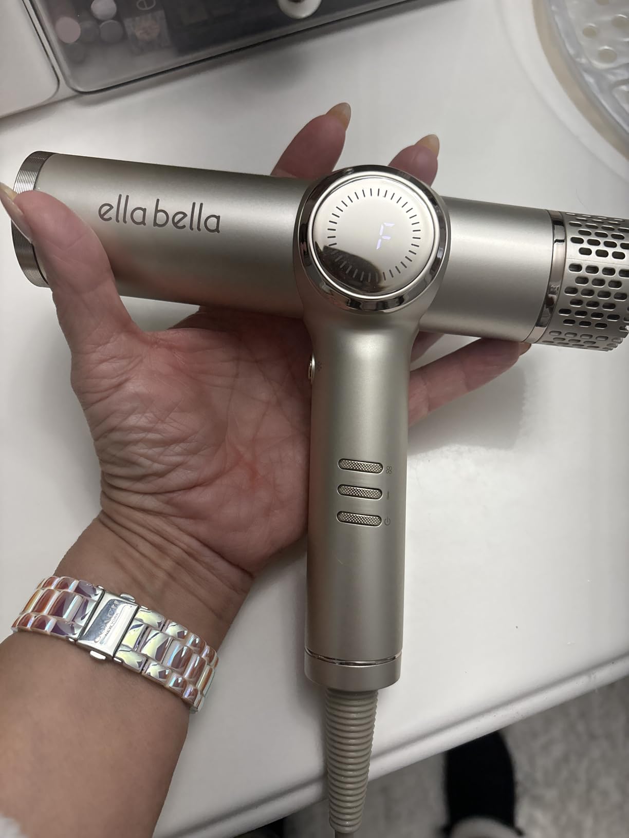 ELLA BELLA® Professional Ionic Hair Dryer with Diffuser customer photo 2