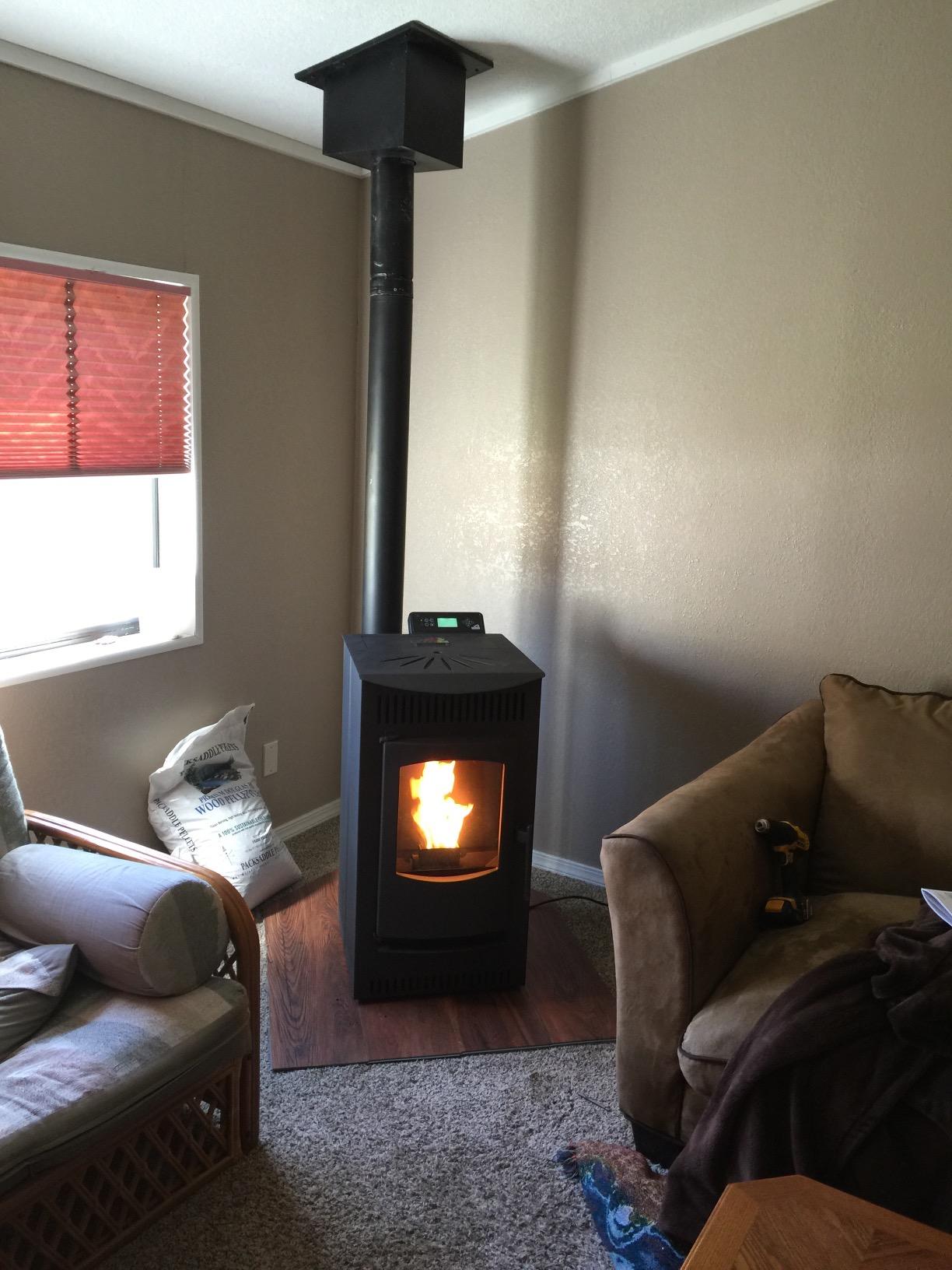 Castle 41278 Serenity Pellet Stove, 1,500 square ft. Heating Capability, Smart Controller Features Manual, Weekly, Thermostat and Eco Operating Modes, 40lb Hopper Capacity, Easy Clean Design, Black customer photo 5