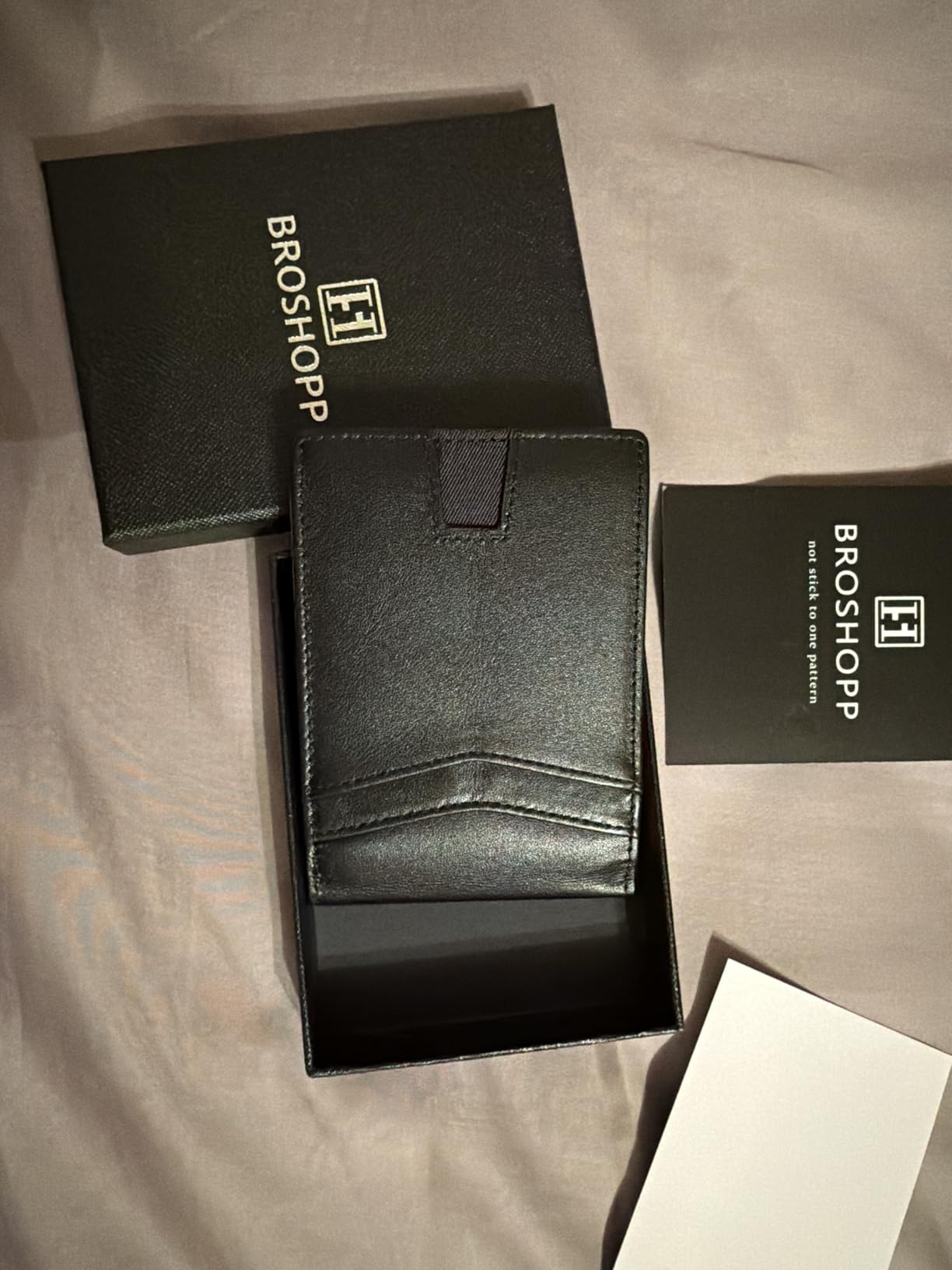 Airtag Wallet for Men, Bifold Full-Grain Leather Wallet for Apple Air Tag (1st & 2nd Generation), Men's Wallet with Airtag Holder, RFID Blocking, Cash Slots, ID Window customer photo 2