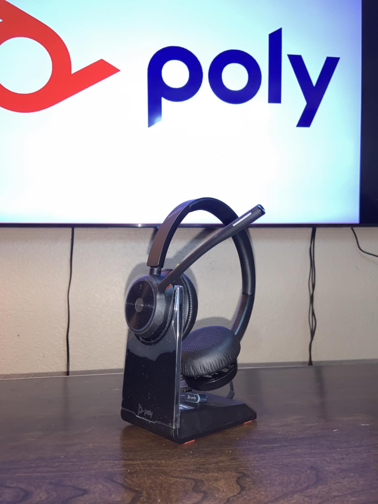 Poly Voyager 4320 UC Wireless Headset & Charge Stand - Noise-Canceling Wireless Headphones with Mic - Connect to PC via USB-C to USB-A Adapter, Cell Phone via Bluetooth, Microsoft Teams Certified customer photo 2