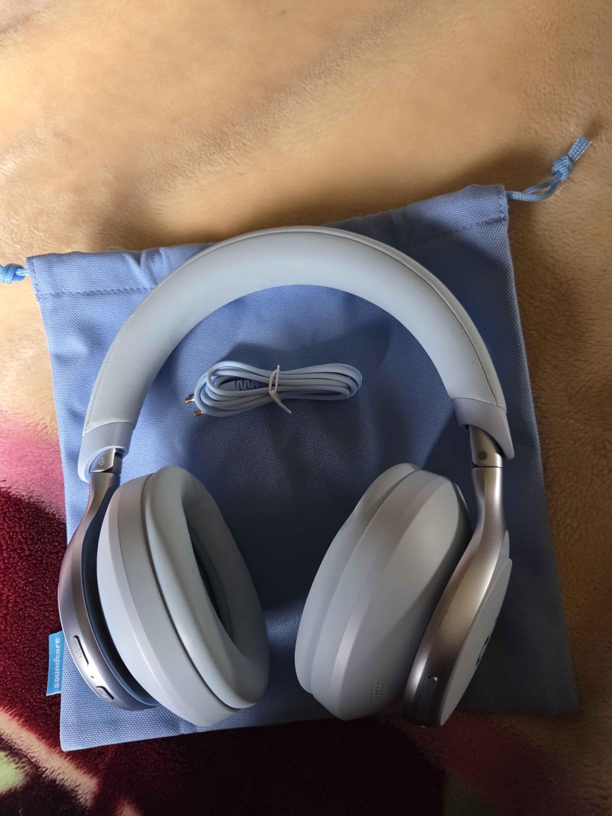 Soundcore by Anker, Space One, Active Noise Cancelling Headphones, 2X Stronger Voice Reduction, 40H ANC Playtime, App Control, LDAC Hi-Res Audio, Comfortable Fit, Clear Calls, Bluetooth 5.3 (White) customer photo 2