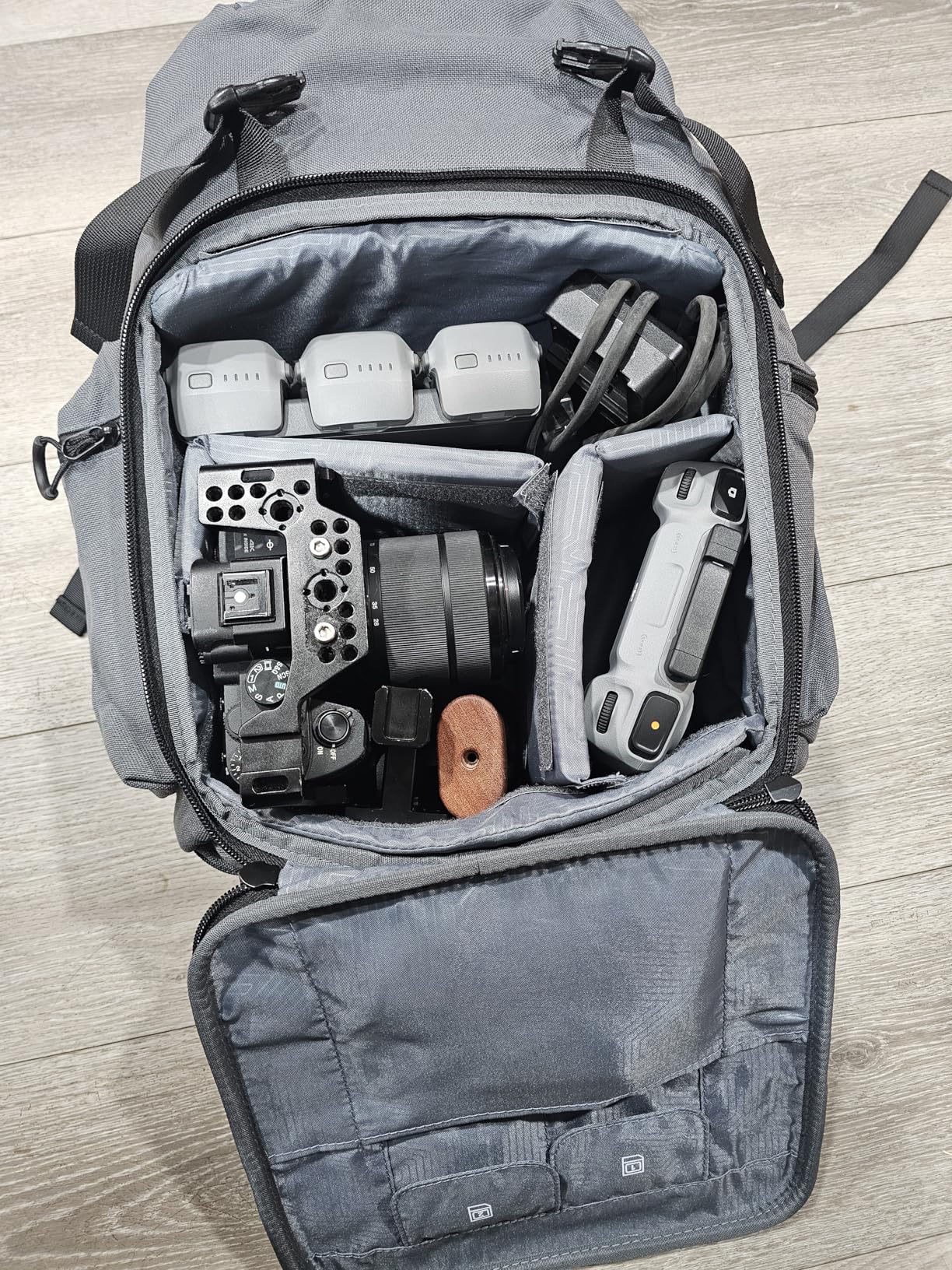 K&F CONCEPT Camera Backpack, Hard Shell Camera Bag, Large Capacity Photography Backpack with 15.6