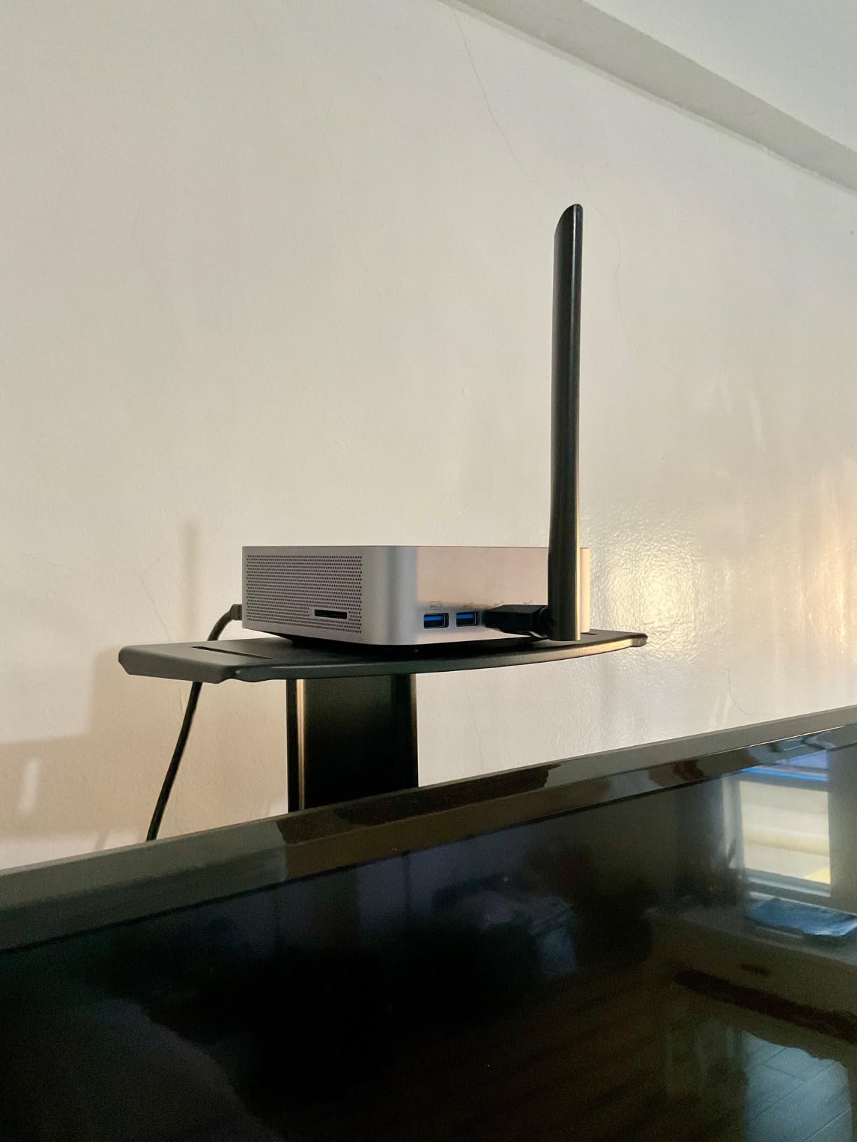 GEEKOM IT12 Business Mini PC for Plex Server & Home Office (3-Year Coverage), Intel i5-12450H, 16GB RAM / 512GB SSD, Dual USB4 8K customer photo 2