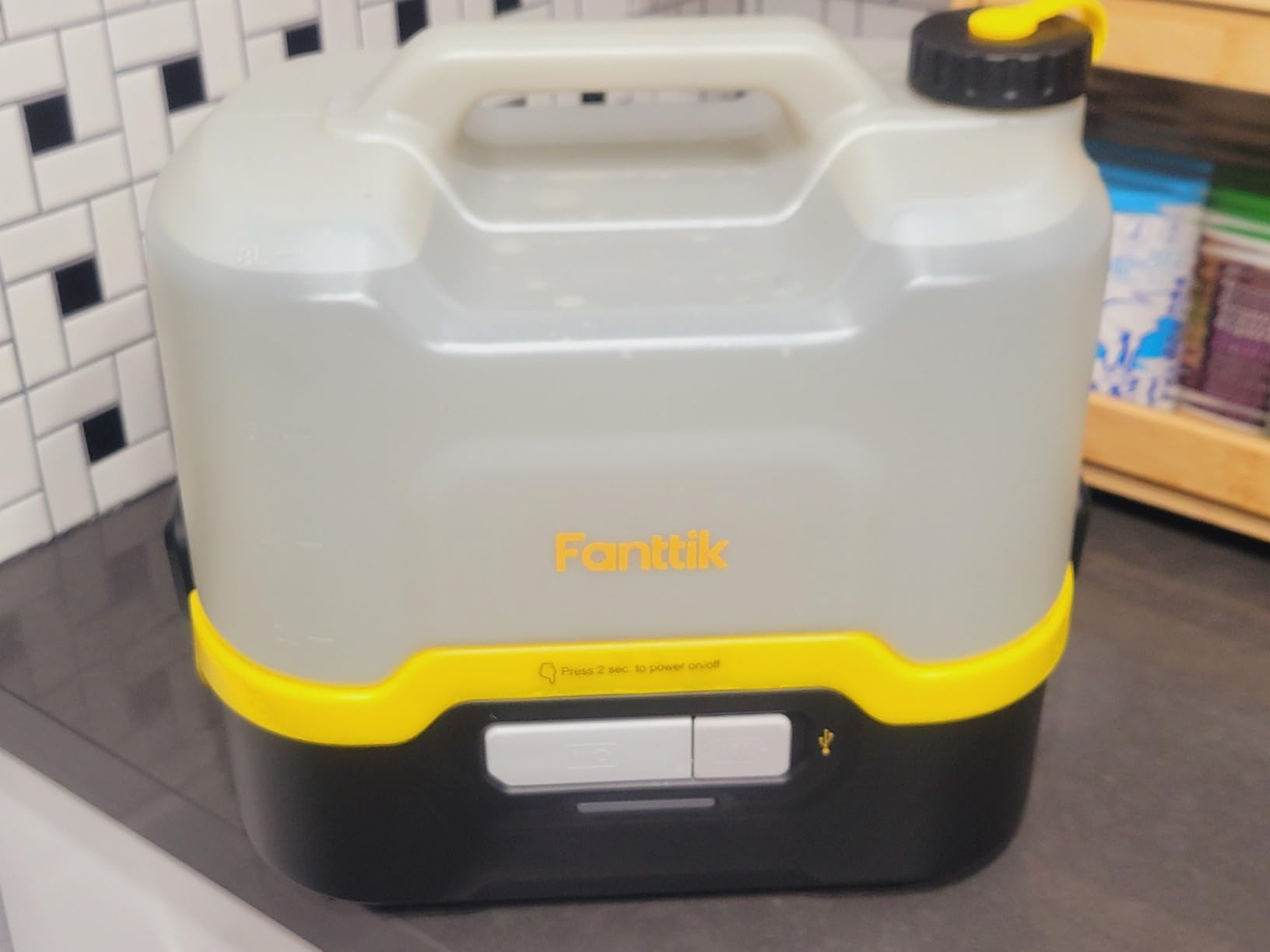 Fanttik NB8 Nano Portable Cordless Electric Sprayer w/2.1Gal Tank, Retractable Spray Head, 2600mAh Lithium Battery, IPX5, 72-98PSI, Portable Pressure Washer for Garden, Camping Shower and Pet Cleaning customer photo 1