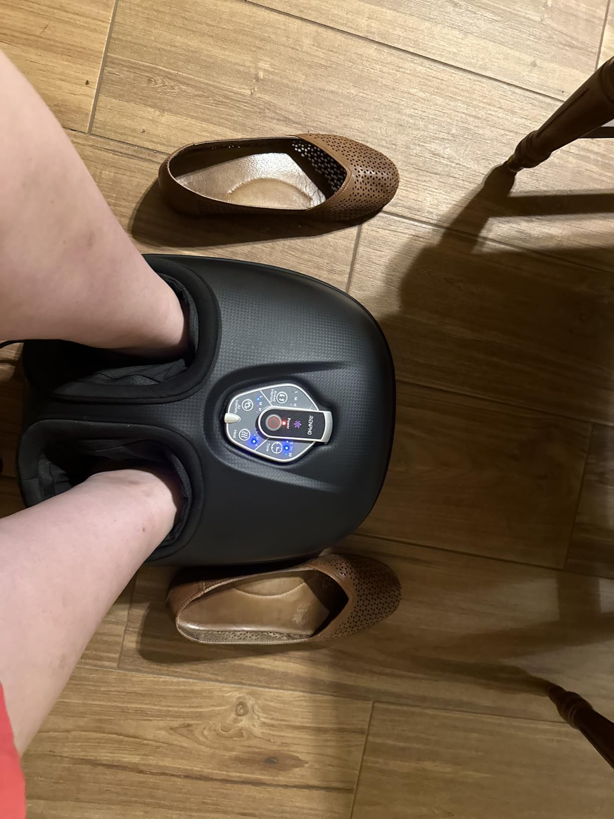 RENPHO Foot Massager Machine with Heat [2026 Upgraded], Shiatsu Foot Massager for Plantar Fasciitis, Cordless Control, FSA Eligible HSA Store Eligible Massager customer photo 1