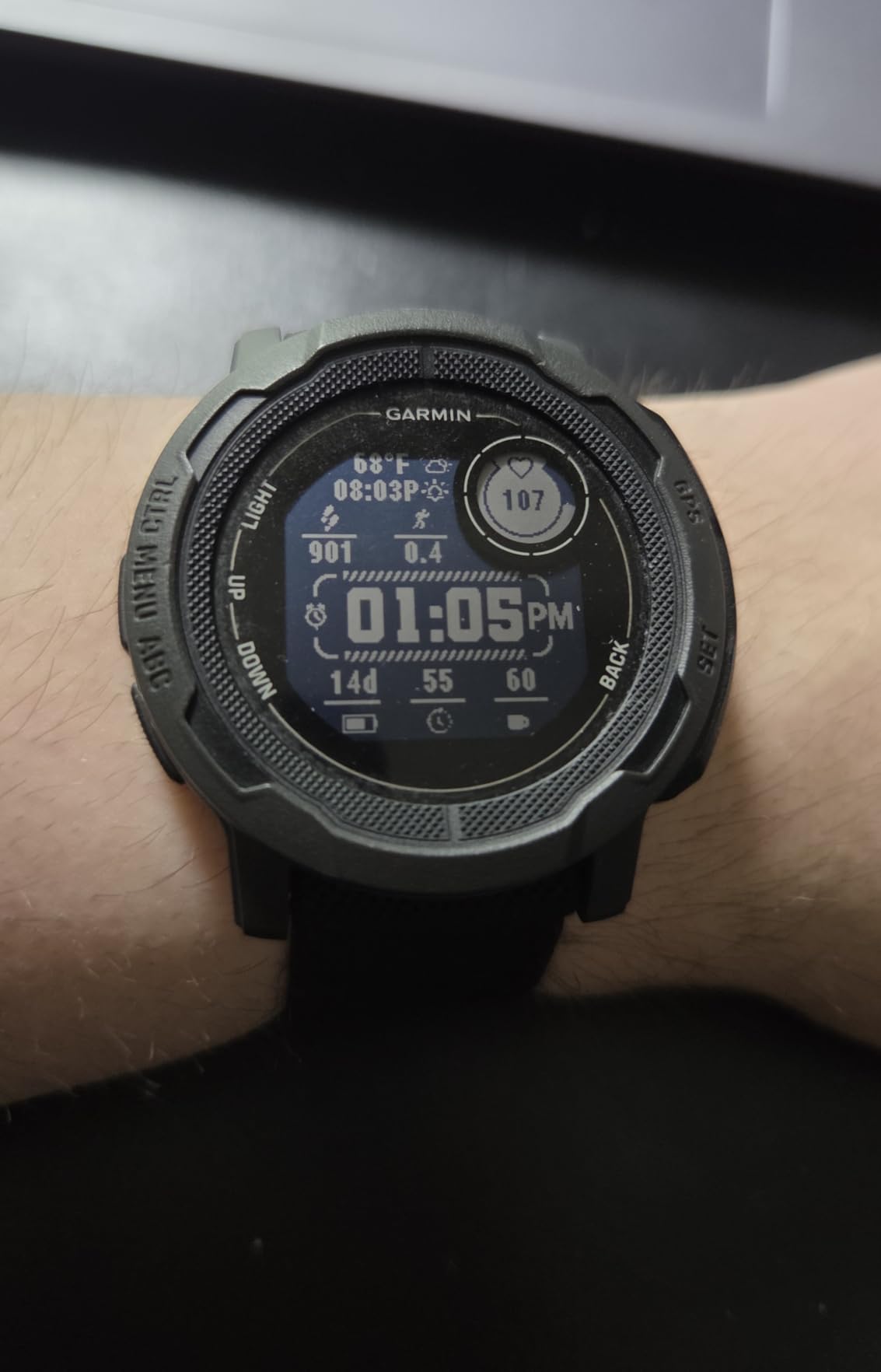 Garmin Instinct 2, Rugged Outdoor Watch with GPS, Built for All Elements, Multi-GNSS Support, Tracback Routing and More, graphite (Renewed) customer photo 2