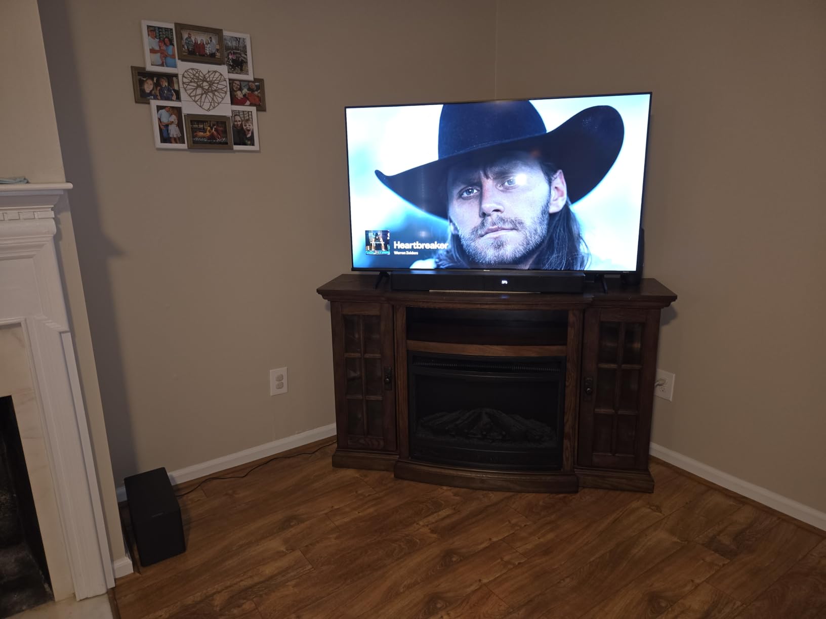 ULTIMEA 5.1 Sound Bar, 410W Dolby Atmos Surround Sound System for TV, 3D Sound Bars for Smart TV w/Subwoofer customer photo 2