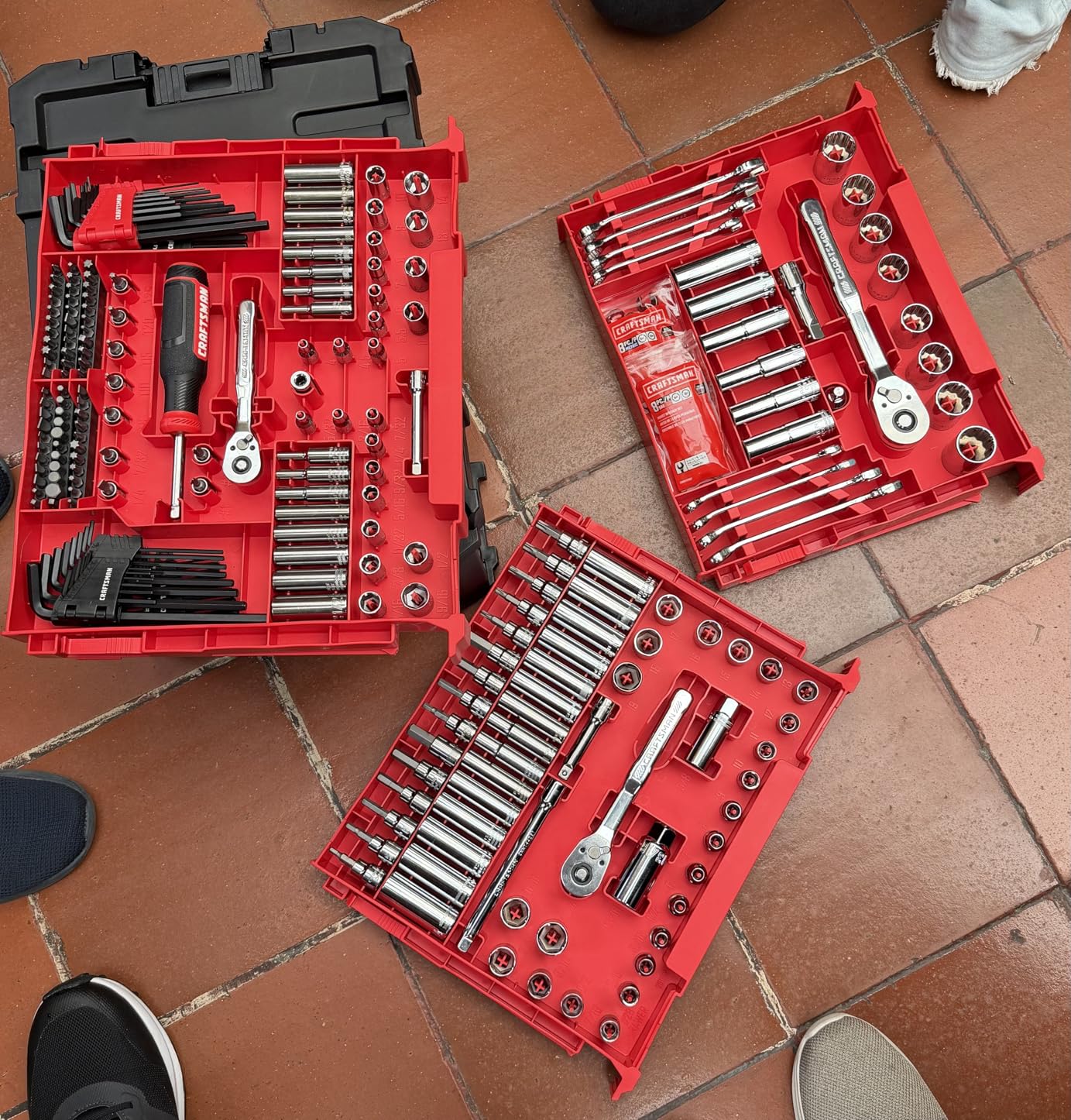 CRAFTSMAN 230 Pcs Mechanics Tool Set, Socket Wrench Set, Car Tool Kit with VERSASTACK Toolbox, SAE and Metric,1/4 in, 3/8 in, and 1/2 Drive (CMMT45306) customer photo 2