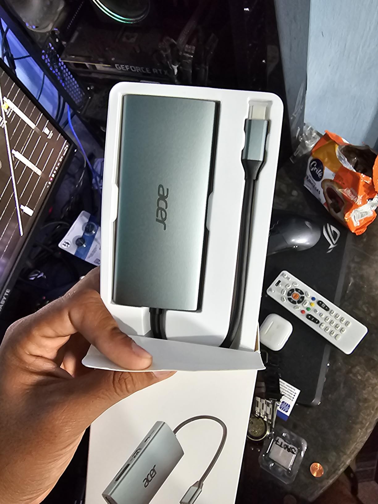 Acer USB C Hub with 4k HDMI, 9-in-1 USB C to Ethernet Adapter, 5Gbps USBA 3.0 Docking Station, VGA Splitter, SD Card Reader, PD 100W Charging for MacBook, Acer, Laptops, Surface and More customer photo 2