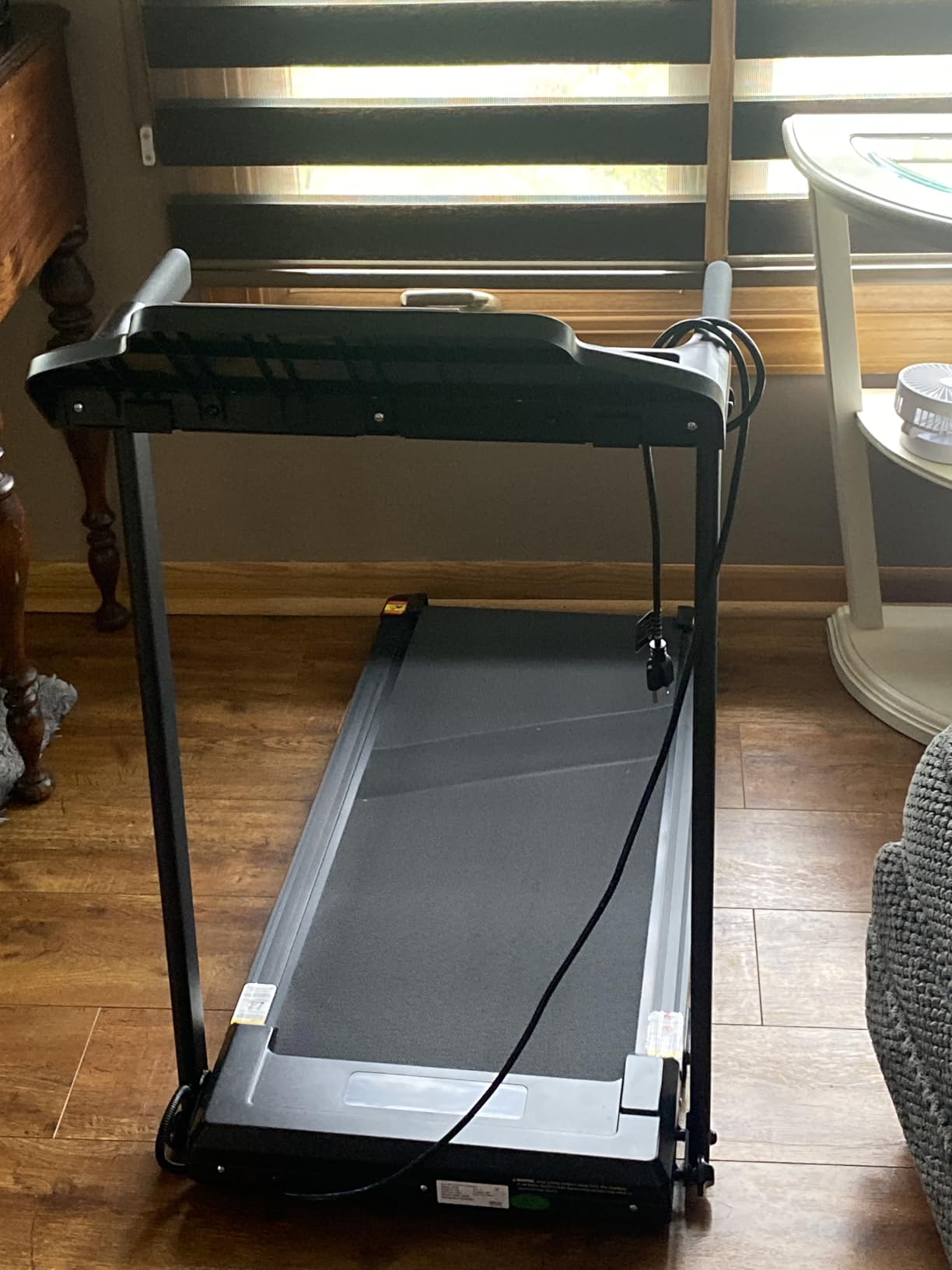 LONTEK Treadmills for Home with 15% Incline & Led Screen, 7-Layer Shock-Absorbing Foldable Treadmill with Handle Bar Up to 400lbs Capacity, 3.0HP Quiet Walking Pad Treadmill 0.6-7.5MPH customer photo 1