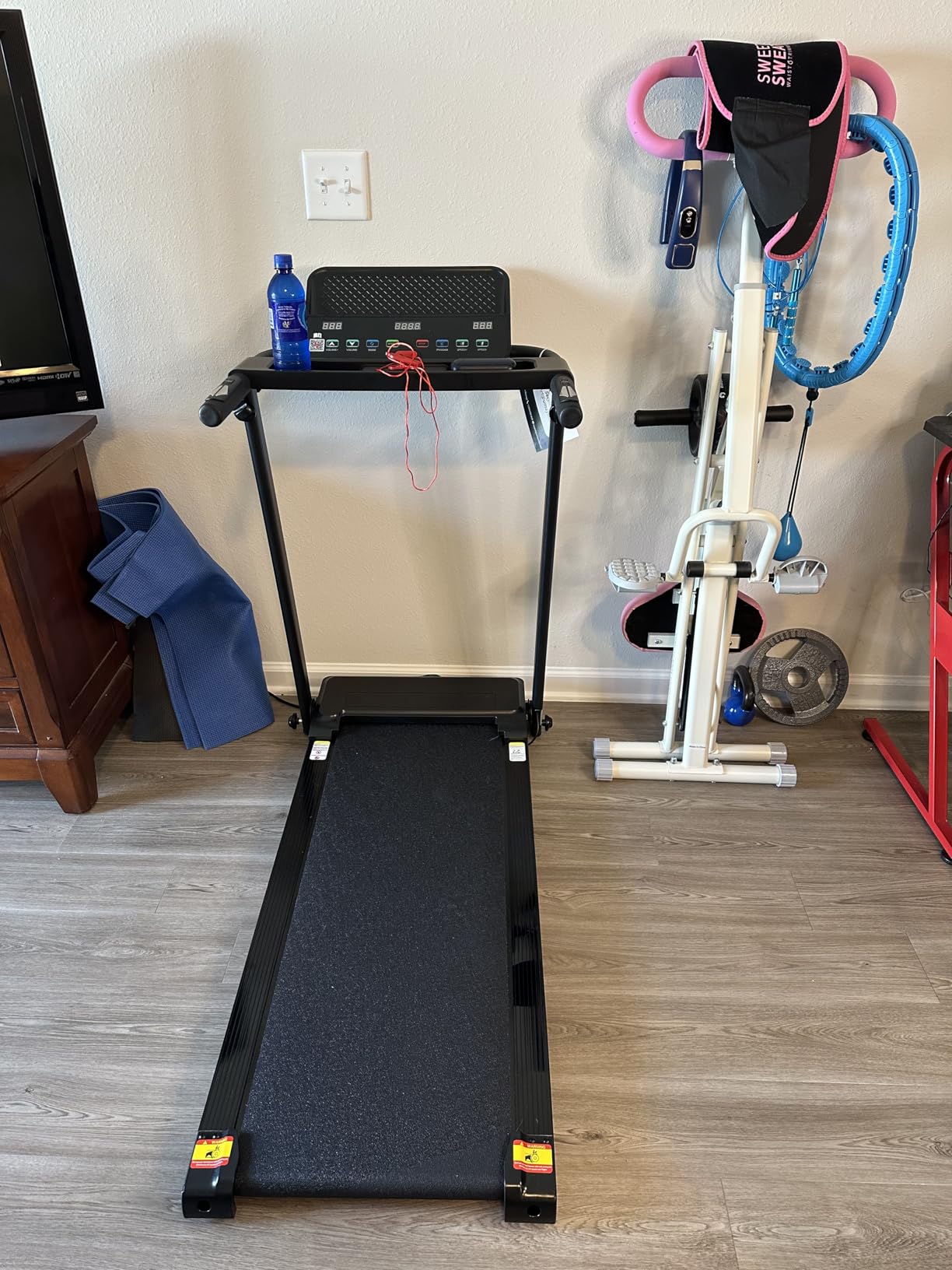 LONTEK Treadmills for Home with 15% Incline & Led Screen, 7-Layer Shock-Absorbing Foldable Treadmill with Handle Bar Up to 400lbs Capacity, 3.0HP Quiet Walking Pad Treadmill 0.6-7.5MPH customer photo 2