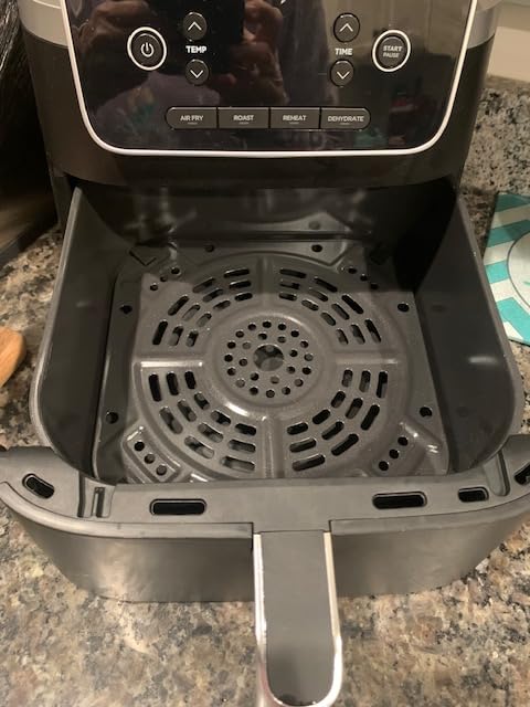 Ninja Air Fryer with Air Crisp, 5 QT Capacity customer photo 2