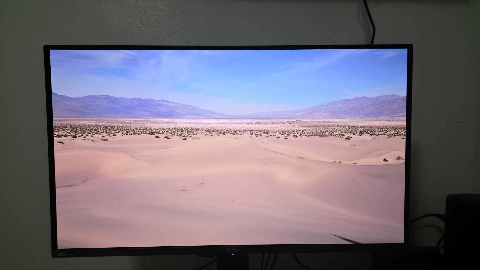 MSI MPG 321URX QD-OLED 32-inch 4K UHD Quantum Dot OLED Gaming Monitor, 3840 x 2160, 0.03ms, 240Hz, True Black HDR 400, 90W USB Type C, HDMI, DP Port customer photo 1