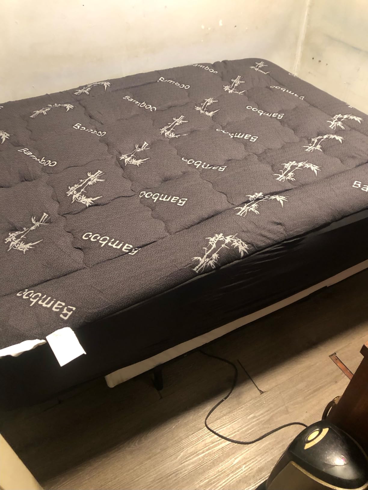 King Mattress Topper Viscose Derived from Bamboo, Thick Pillow Top Mattress Pad with Stretchable Pockets for 6