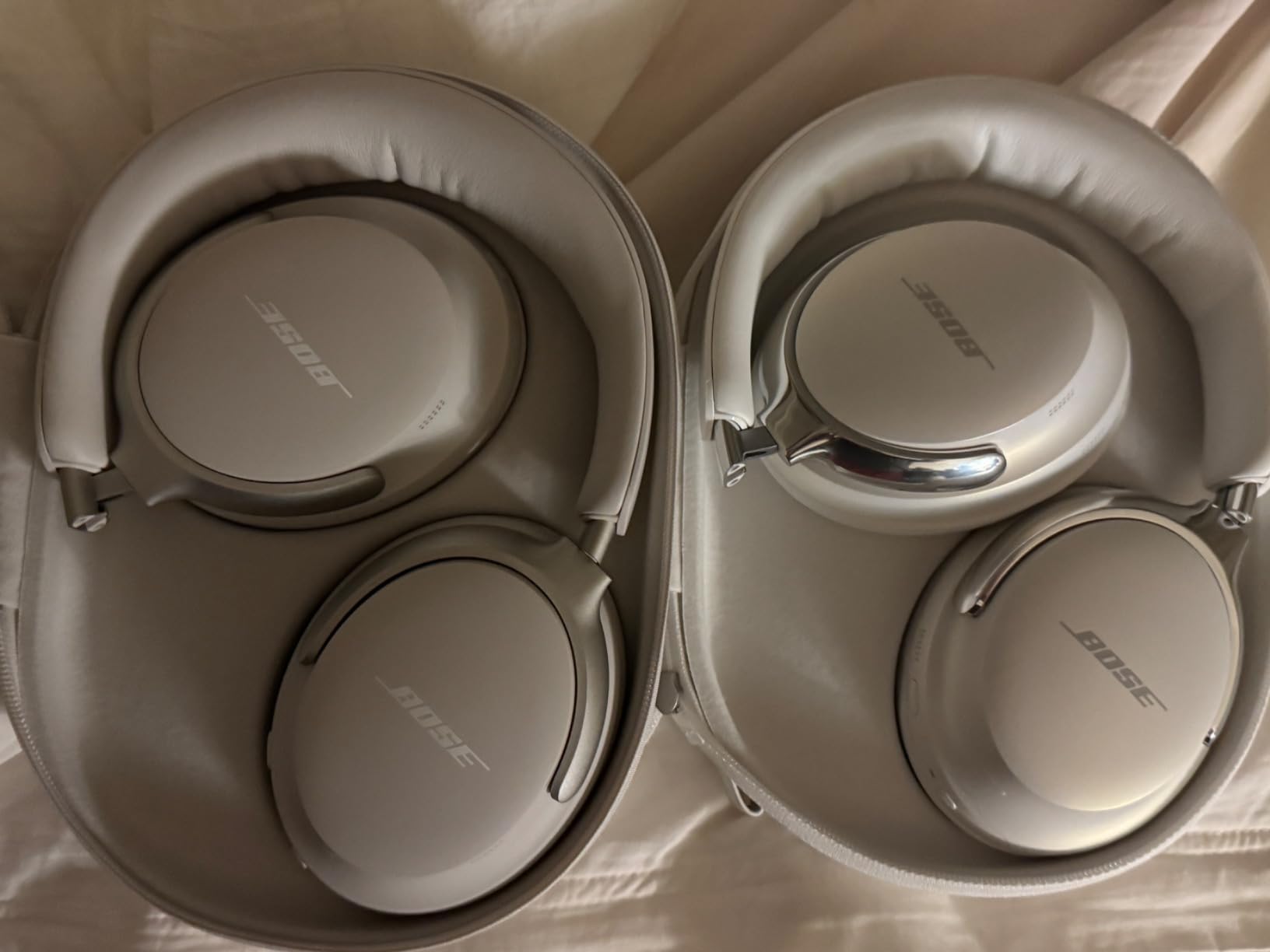 Bose QuietComfort Ultra Bluetooth Headphones, Wireless Headphones with Spatial Audio, Over Ear Noise Cancelling with Mic, Up to 24 Hours of Playtime, Lunar Blue - Limited Edition Color customer photo 1