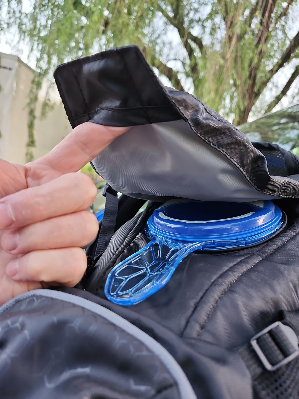 CamelBak Rogue Hydration Pack 85oz, Black/Graphite customer photo 1