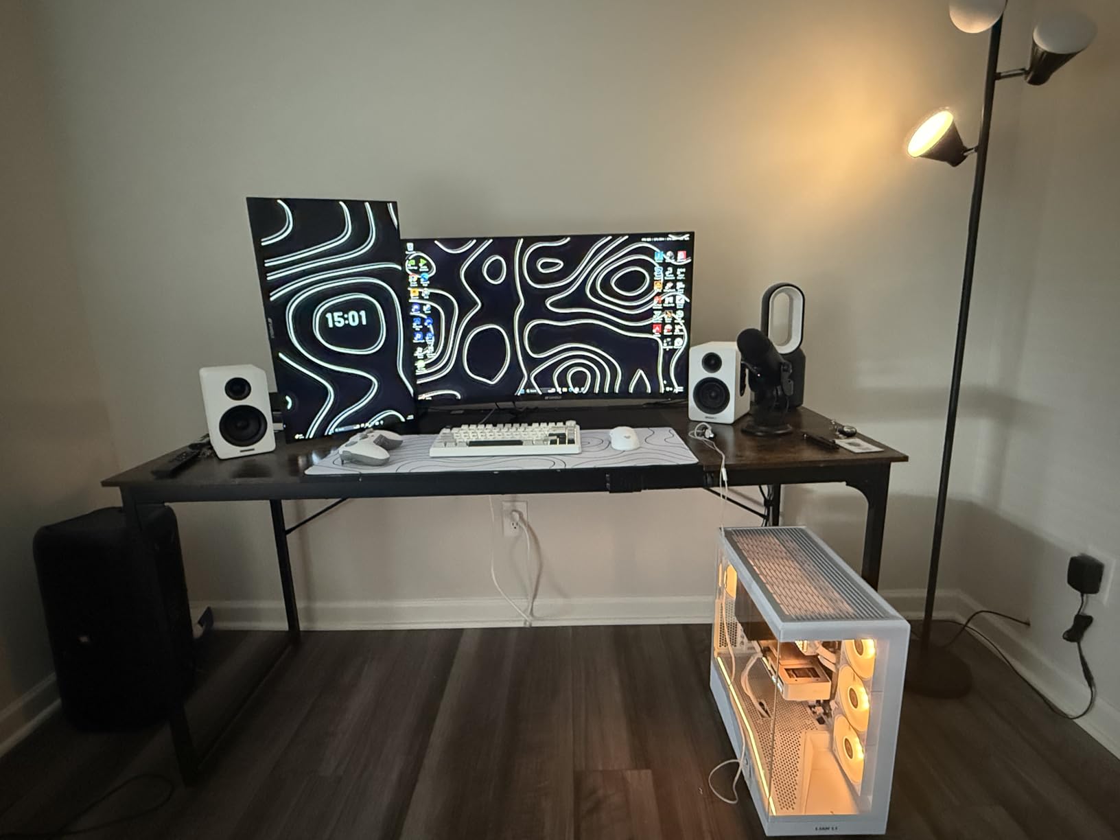 SANSUI 24 Inch Gaming Monitor 200Hz 1Ms FreeSync HDR 110% sRGB FHD 1080P customer photo 1