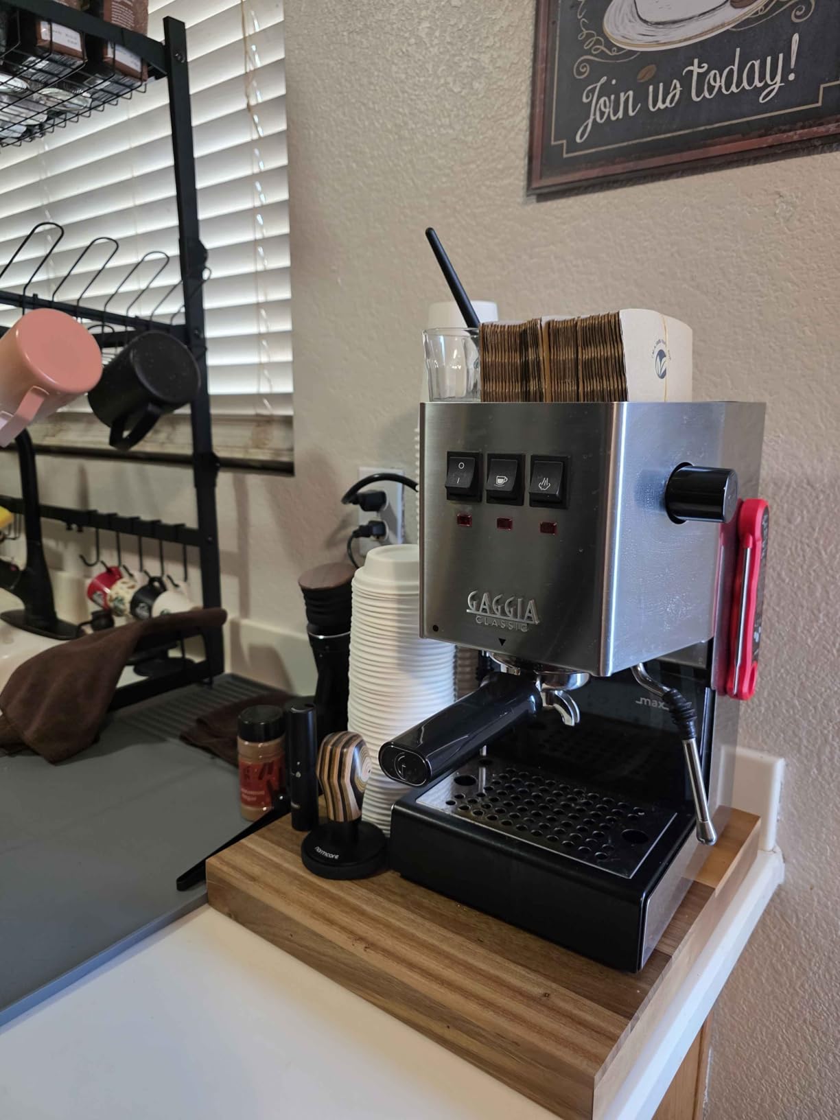 Normcore 58mm Espresso Coffee Tamper V4 - Spring Loaded Tamper With Titanium PVD Coating Flat Base -15lb / 25lb / 30lbs Replacement Springs, Genuine American Walnut Handle customer photo 2
