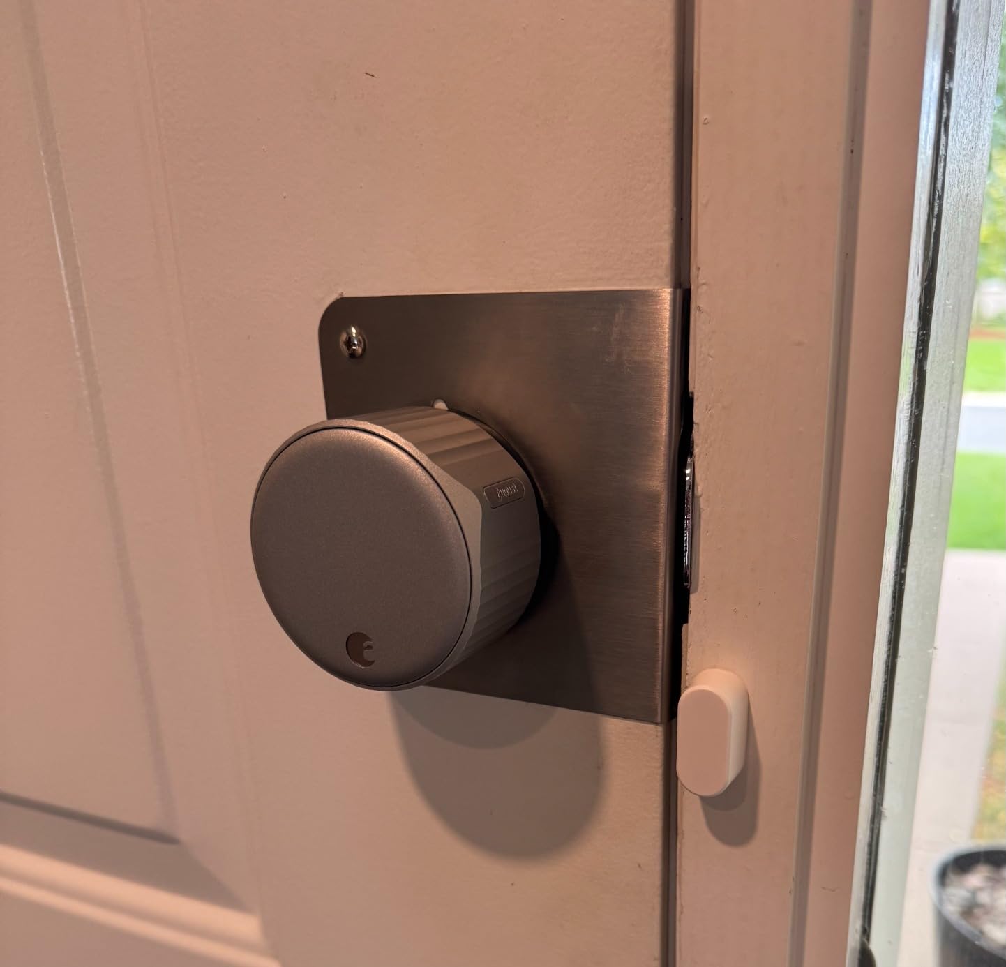 August Wi-Fi Smart Lock with Keypad, Silver customer photo 1