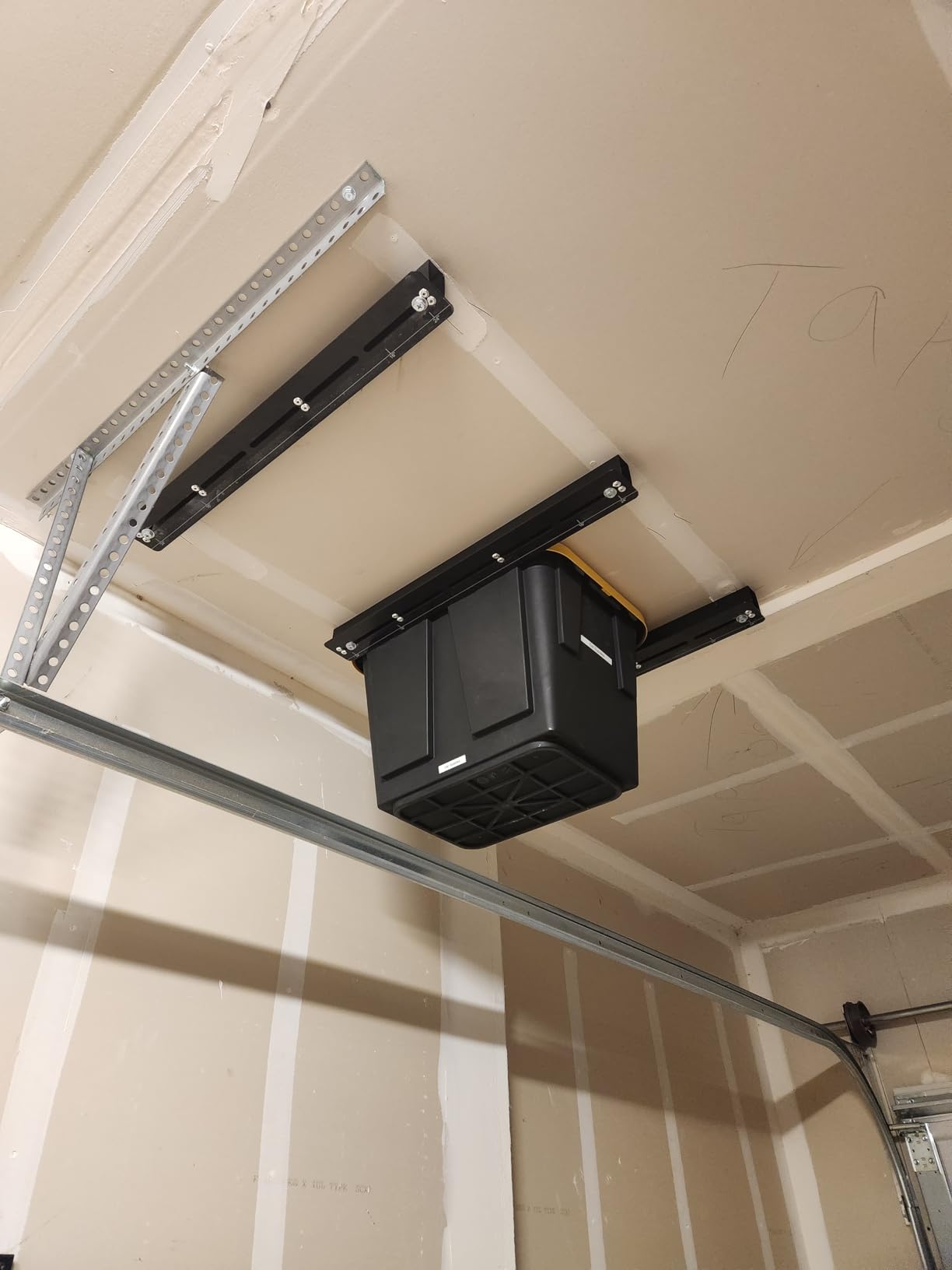 WALMANN Overhead Tote Storage Rails, Heavy Duty Garage Ceiling Bin Storage Rack Adjustable Garage Tote Slide Rail(5 Pack for 4 Bins, Bins Are Not Included) customer photo 2