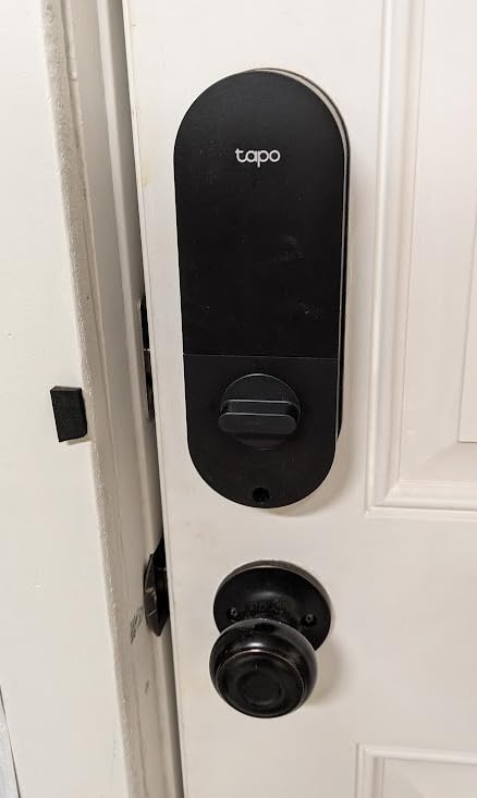 Tapo Smart Wi-Fi Door Lock, Deadbolt, Keyless Entry, Fingerprint Recognition, Touchscreen Keypad & in-App Monitoring with Scheduled Access, 1-Year Rechargeable Battery, BHMA Grade 2, DL110 customer photo 2
