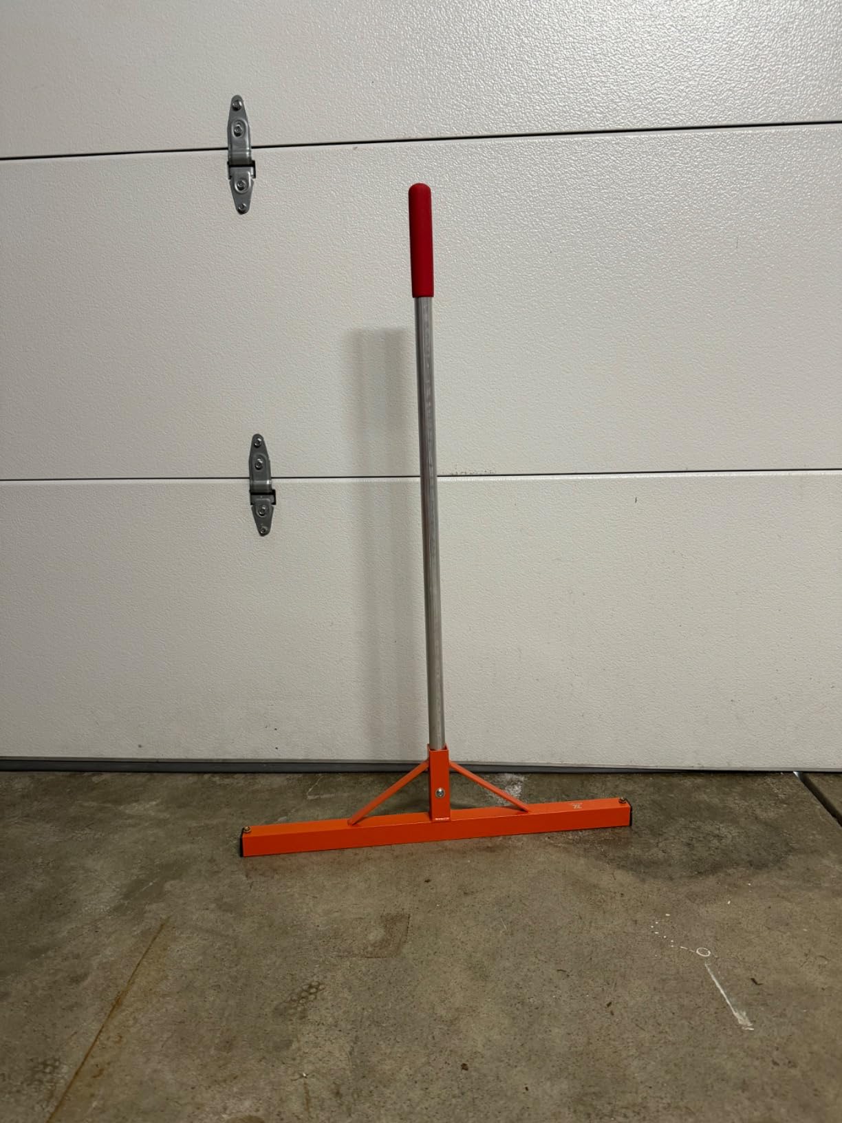 Zeluga 10-518 24in. Handheld Adjustable Magnet Sweeper, Orange customer photo 2