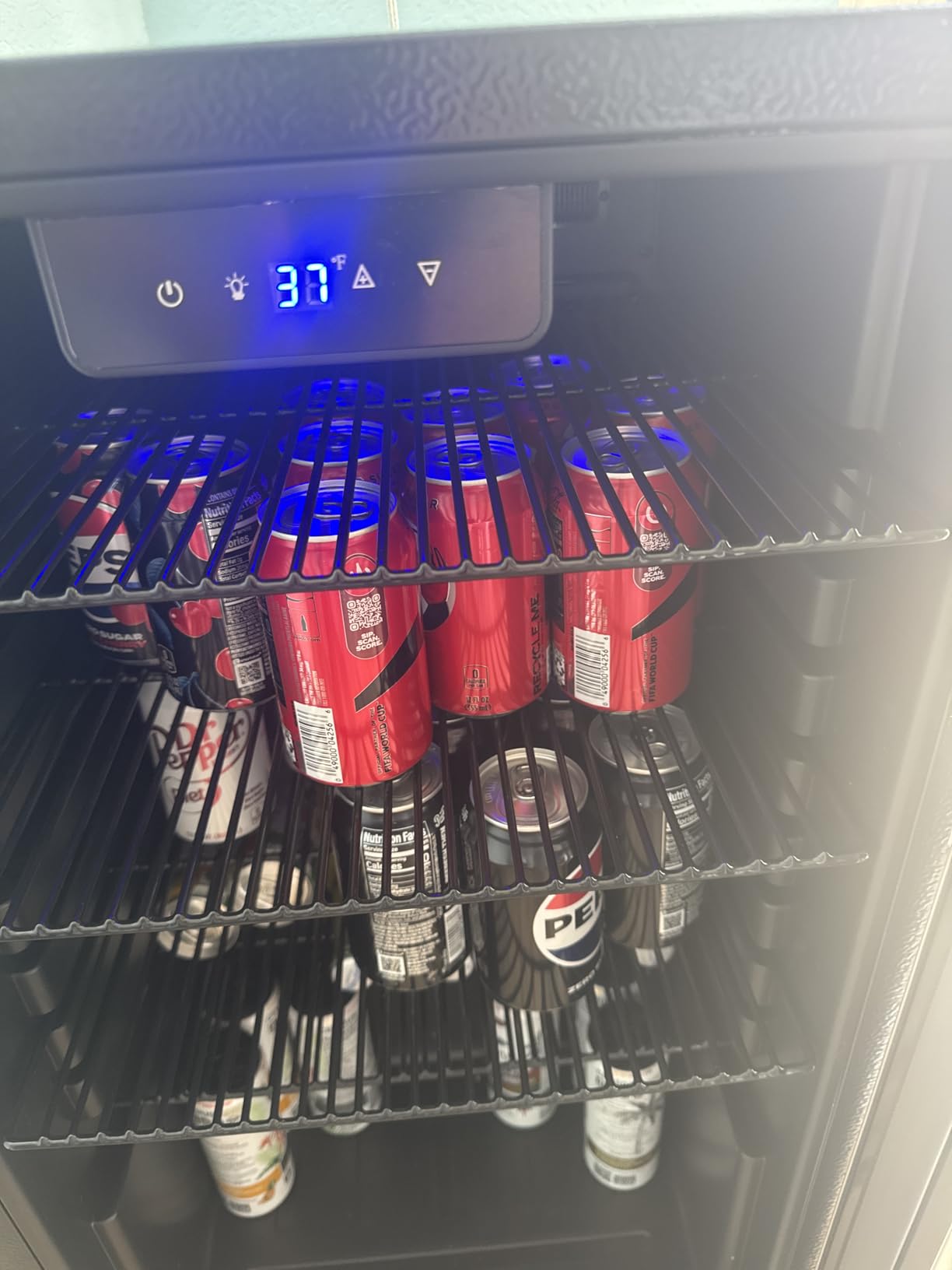 Feelfunn 4.5 Cu.Ft Beverage Refrigerator Cooler - 145 Can Mini Fridge Glass Door for Soda Beer Wine, Small Refrigerator for Bedroom Office Home Bar, 4 Adjustable Shelves, Silver customer photo 2