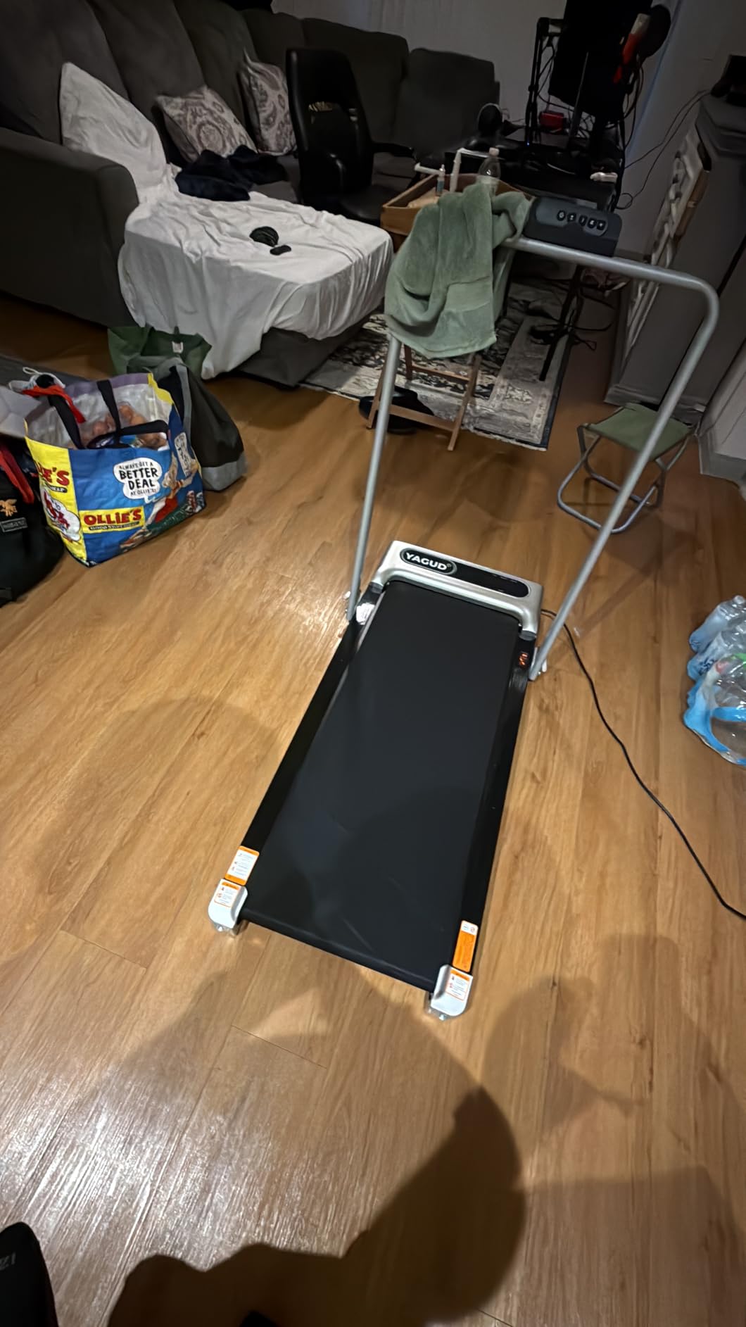 Yagud Walking Pad, Walking Pad Treadmill for Home Office, Portable Under Desk Treadmill with Remote Control and LED Display, Walking Jogging Running Machine customer photo 1