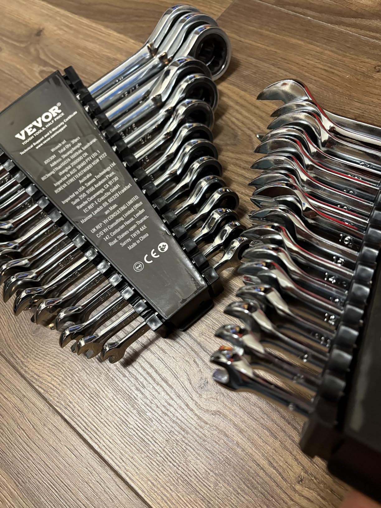 VEVOR Combination Wrench Set, 30-Piece Ratcheting Wrench Set with Organizer Rack, Cr-V Steel Wrench Set SAE 1/4