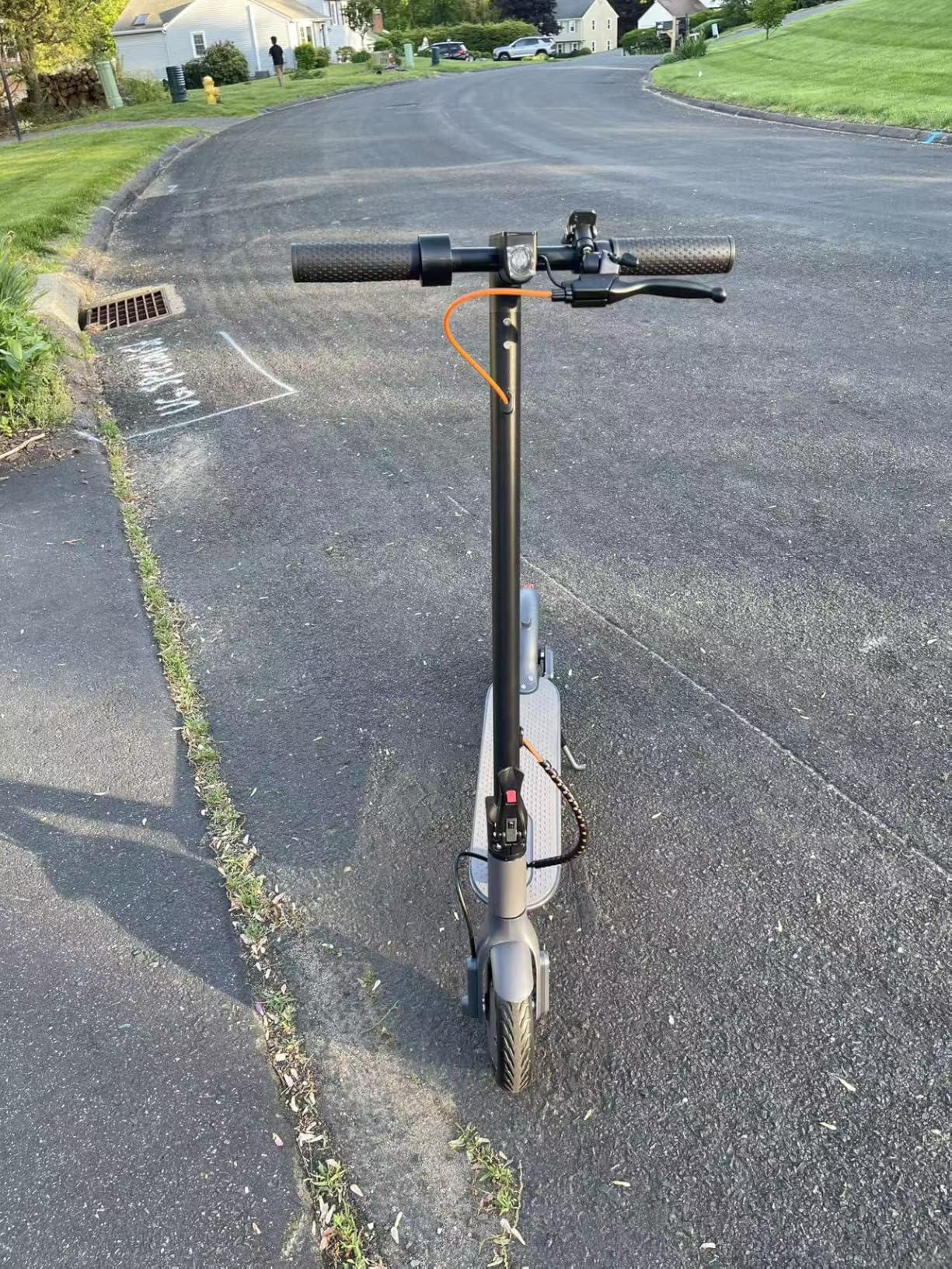Aovowheel Electric Scooter for Adults, Folding E Scooter with 350W/500W Motor 16/24 Mph Top Speed, Max 19-23 Miles Long Range, 8.5''/10''/14''Tires Commuting Scooters with Dual Brakes System, APP customer photo 1