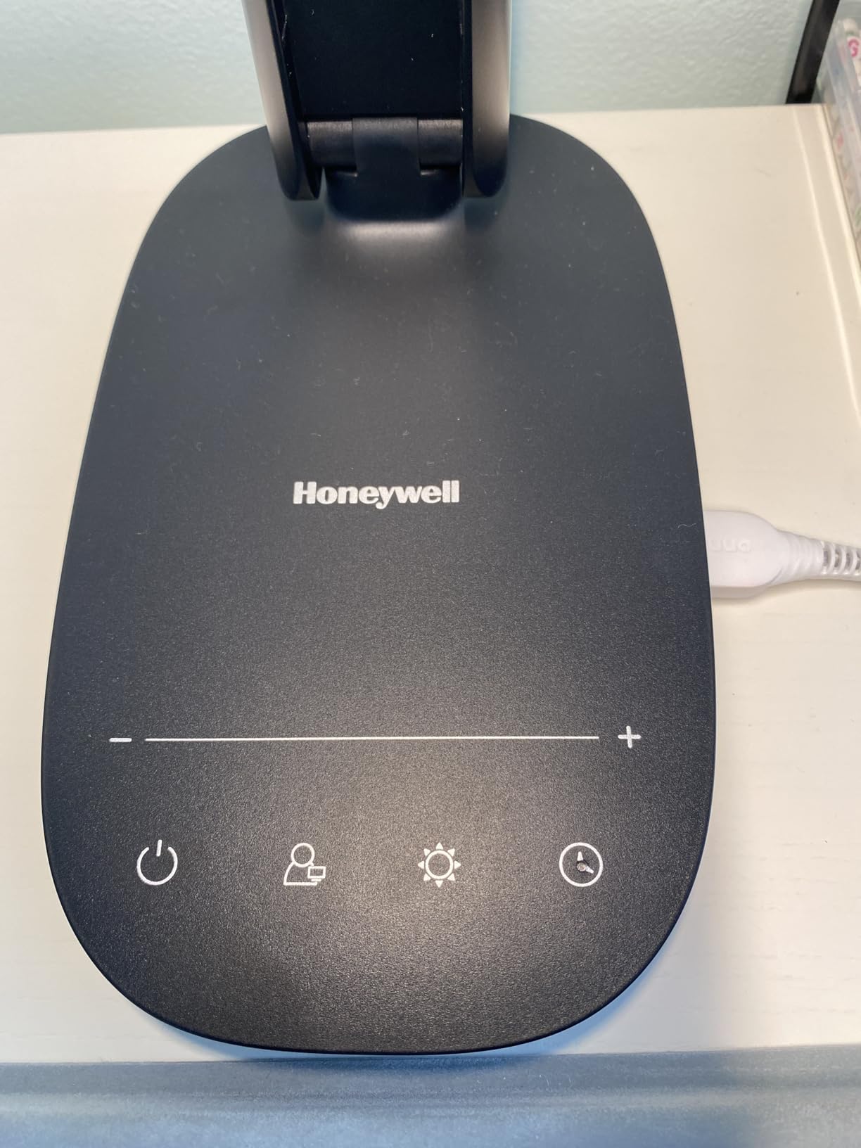Honeywell LED Desk Lamp for Home Office, Eye-Caring Light with 4 Color Modes & Touch Control, USB A+C Charging Ports, Adjustable Rotating Head with Timer for Reading, Bedroom & Small Desks customer photo 2
