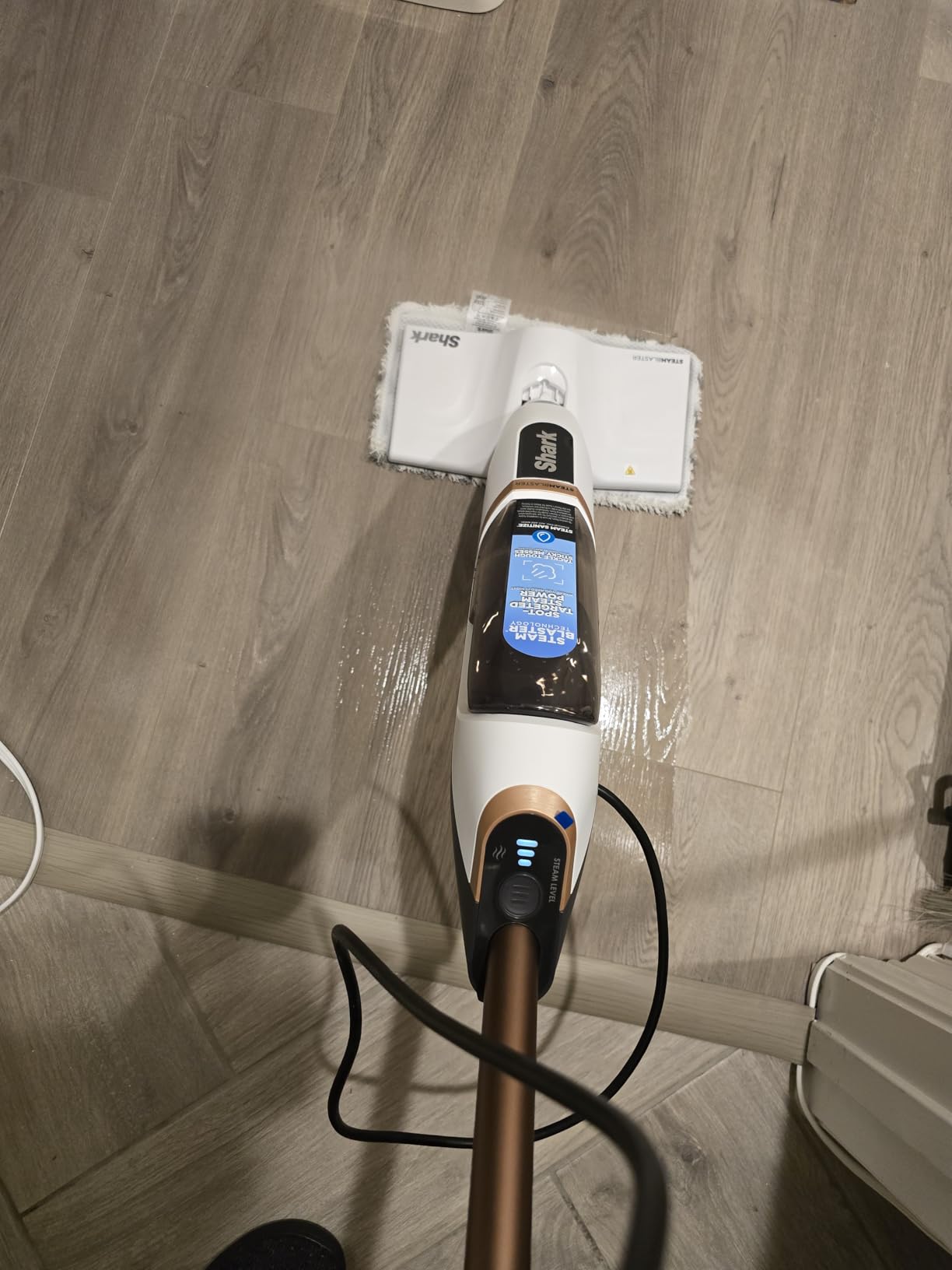 Shark SteamSpot Steam Mop with Steam Blaster Technology, 3 Steam Modes, 2 Washable Pads, XL Removable Water Tank, Lightweight, Steam Cleaner for sealed Hard Floors, Hardwood, Tile, Laminate, S2001 customer photo 2