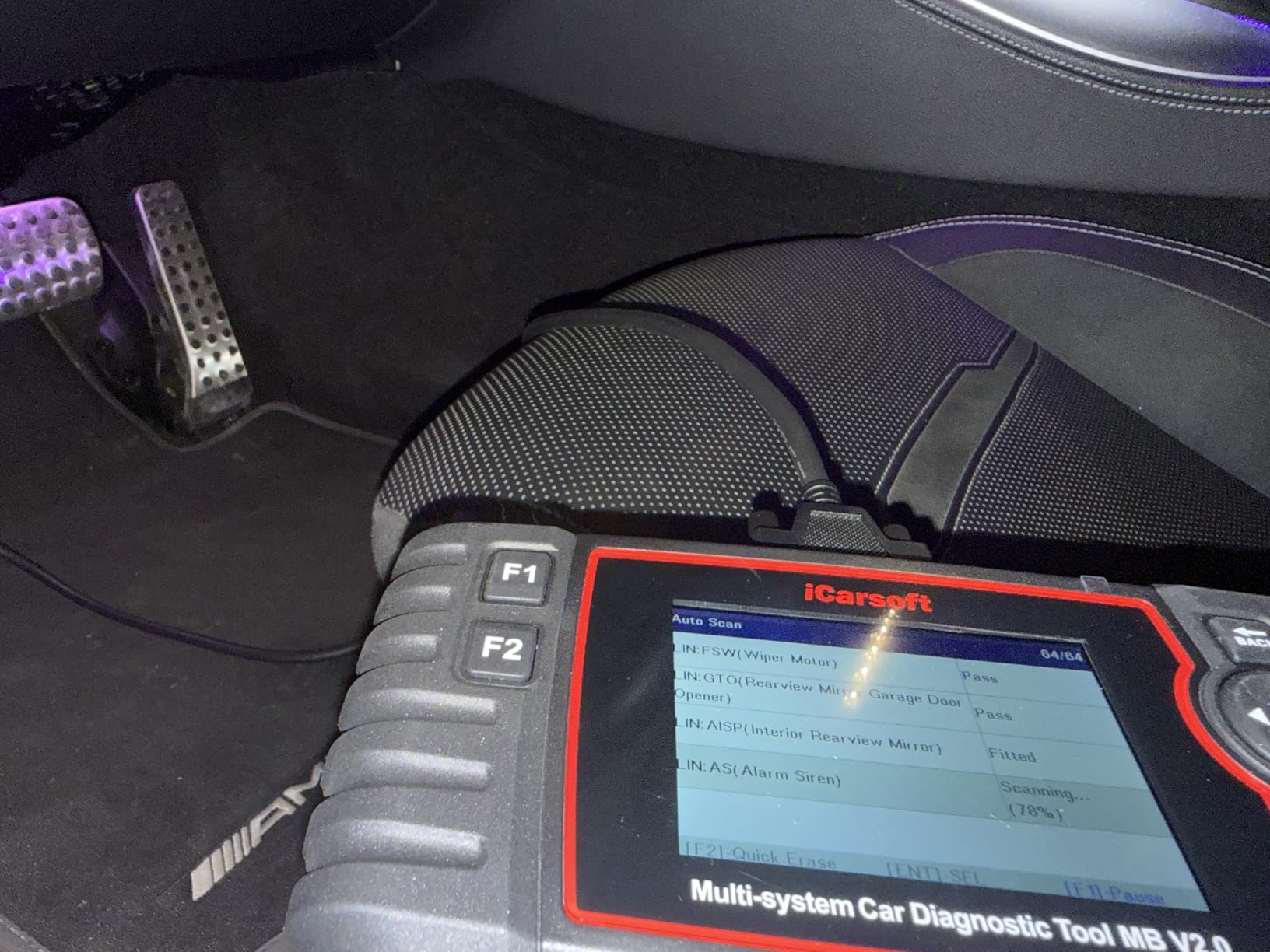 iCarsoft MB V2.0 for Mercedes Benz OBD2 Scanner, Full System Diagnostic Scan Tool, 8 Resets Auto VIN, Oil/SAS/EPB/ETC/DP-F/BLD/INJ/SAS/TPMS, Free Update, Automotive Code Reader with Battery Test customer photo 1