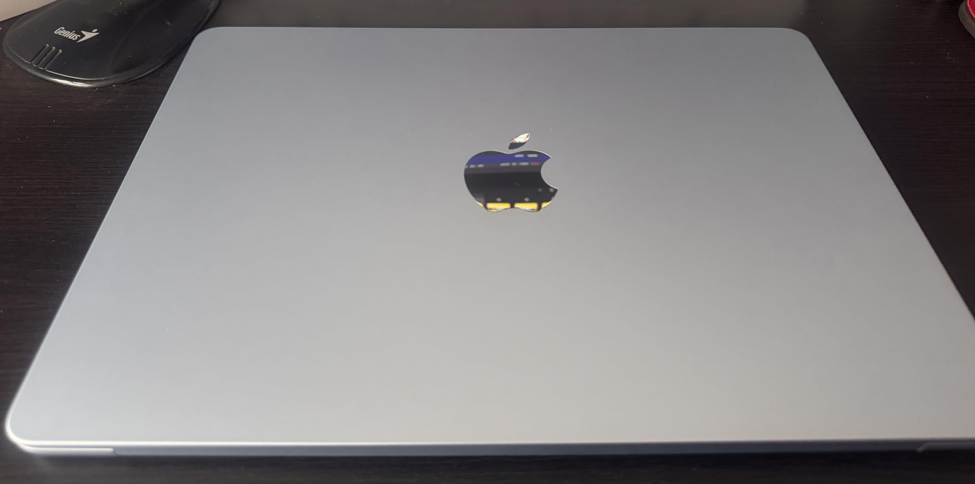 Apple 2025 MacBook Air 13-inch Laptop with M4 chip: Built for Apple Intelligence, 13.6-inch Liquid Retina Display, 16GB Unified Memory, 512GB SSD Storage, 12MP Center Stage Camera, Touch ID; Sky Blue customer photo 1