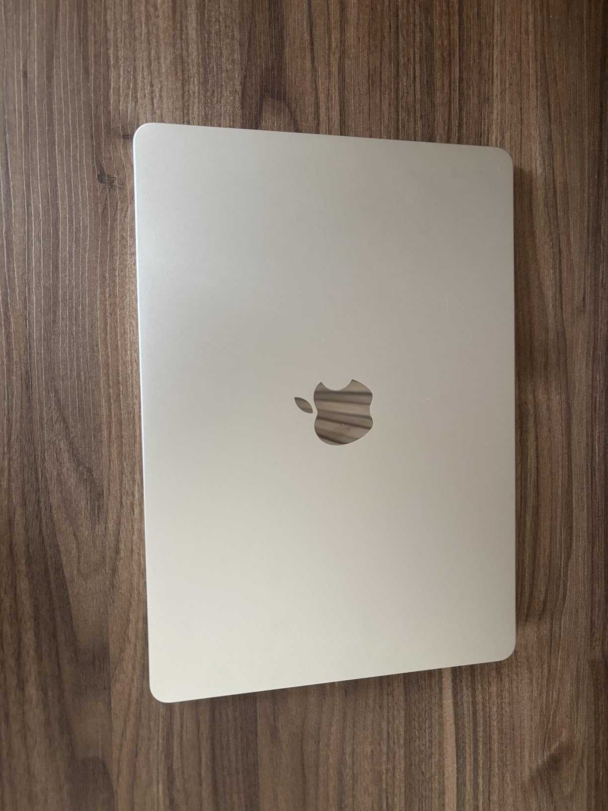 Apple 2025 MacBook Air 13-inch Laptop with M4 chip: Built for Apple Intelligence, 13.6-inch Liquid Retina Display, 16GB Unified Memory, 512GB SSD Storage, 12MP Center Stage Camera, Touch ID; Sky Blue customer photo 2