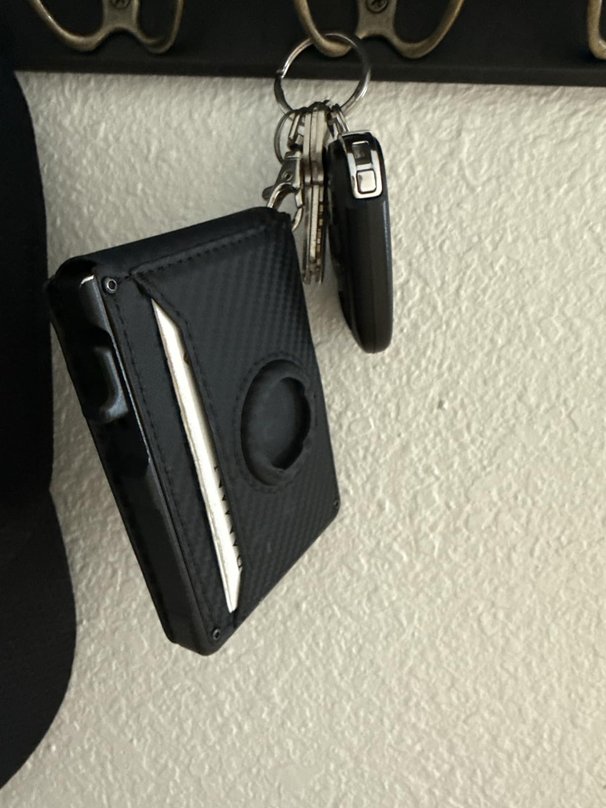 Airtag Wallet for Men, Mens Smart Wallet for Air Tag RFID Blocking, Minimalist Bifold Pop Up Aluminum Credit Card Case Holder 12+ Cards with ID Window, Gift for Men, No Airtag Included, Carbon Fiber customer photo 1