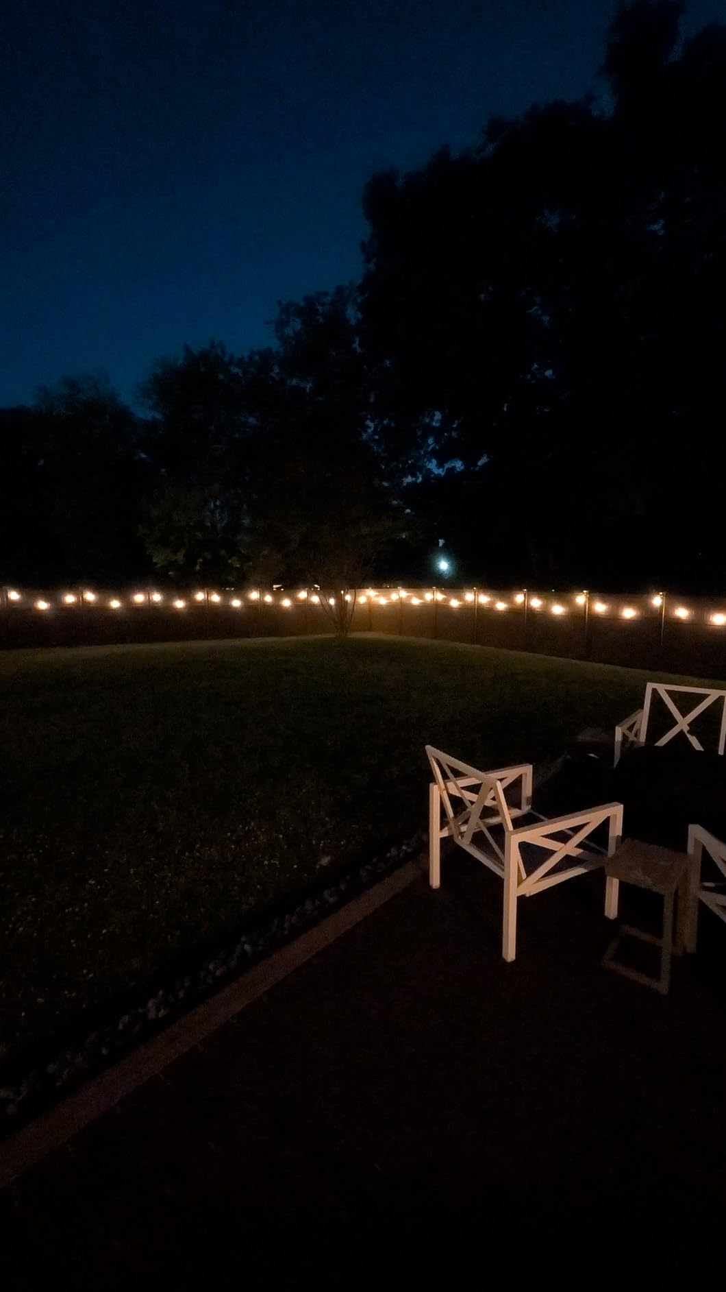 Brightown Outdoor String Lights Patio Lights, 100FT ST38 Shatterproof Dimmable Waterproof Connectable LED Christmas Lights, Hanging Outside Light for Backyard, Porch, Deck, Balcony, Garden, Home Decor customer photo 2