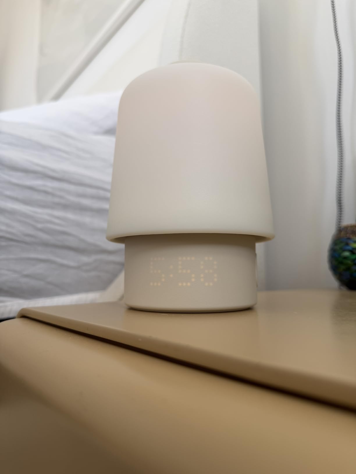 Hatch Baby Sound Machine, Night Light (Putty) | Sleep Support | Registry Essential, Routine Builder, Time-to-Rise Alarm Clock, White Noise, Nursery Stories, Toddler Kids (Wi-Fi) customer photo 2