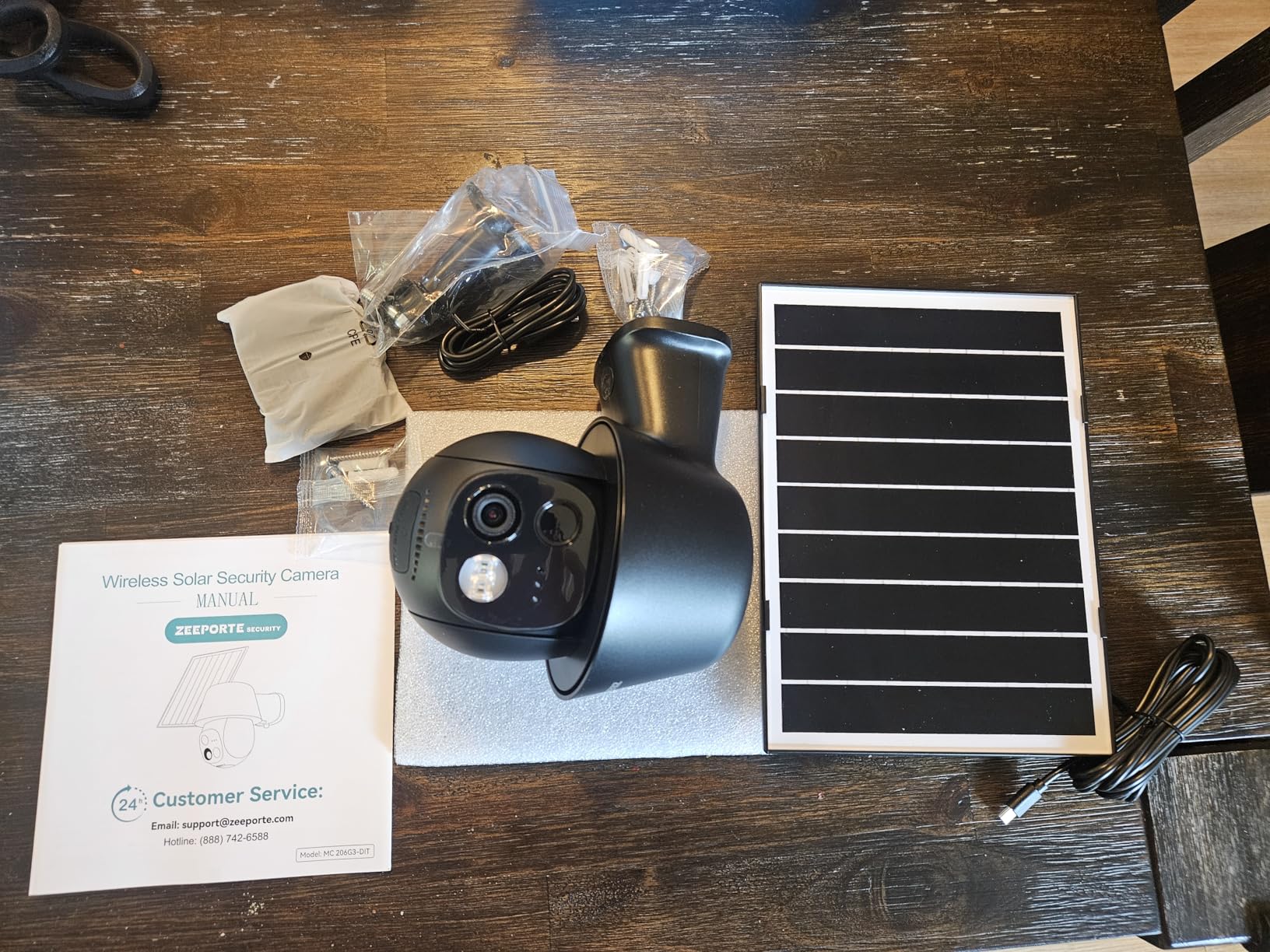 Solar Security Cameras Wireless Outdoor, 2K Pan/Tilt 360° View Solar/Battery Powered WiFi with AI Motion Detection, Spotlight customer photo 1