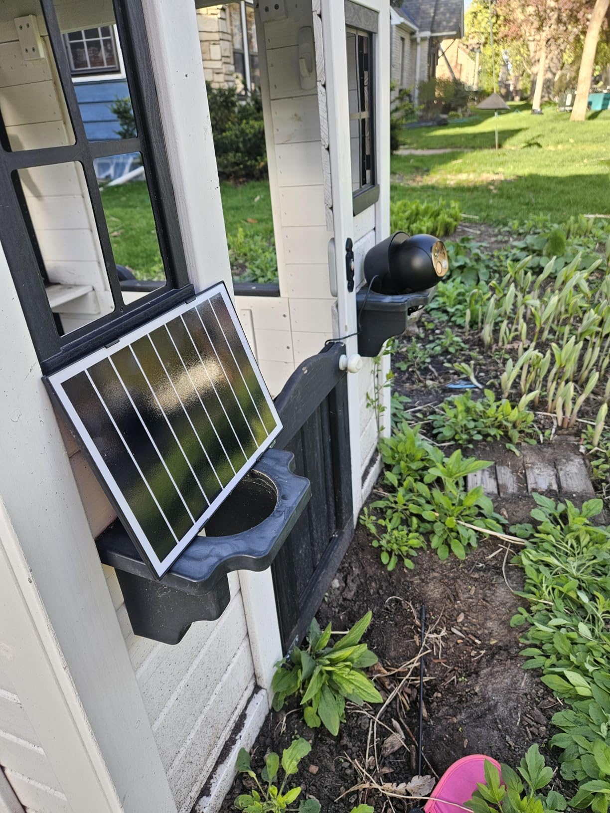 Solar Security Cameras Wireless Outdoor, 2K Pan/Tilt 360° View Solar/Battery Powered WiFi with AI Motion Detection, Spotlight customer photo 2
