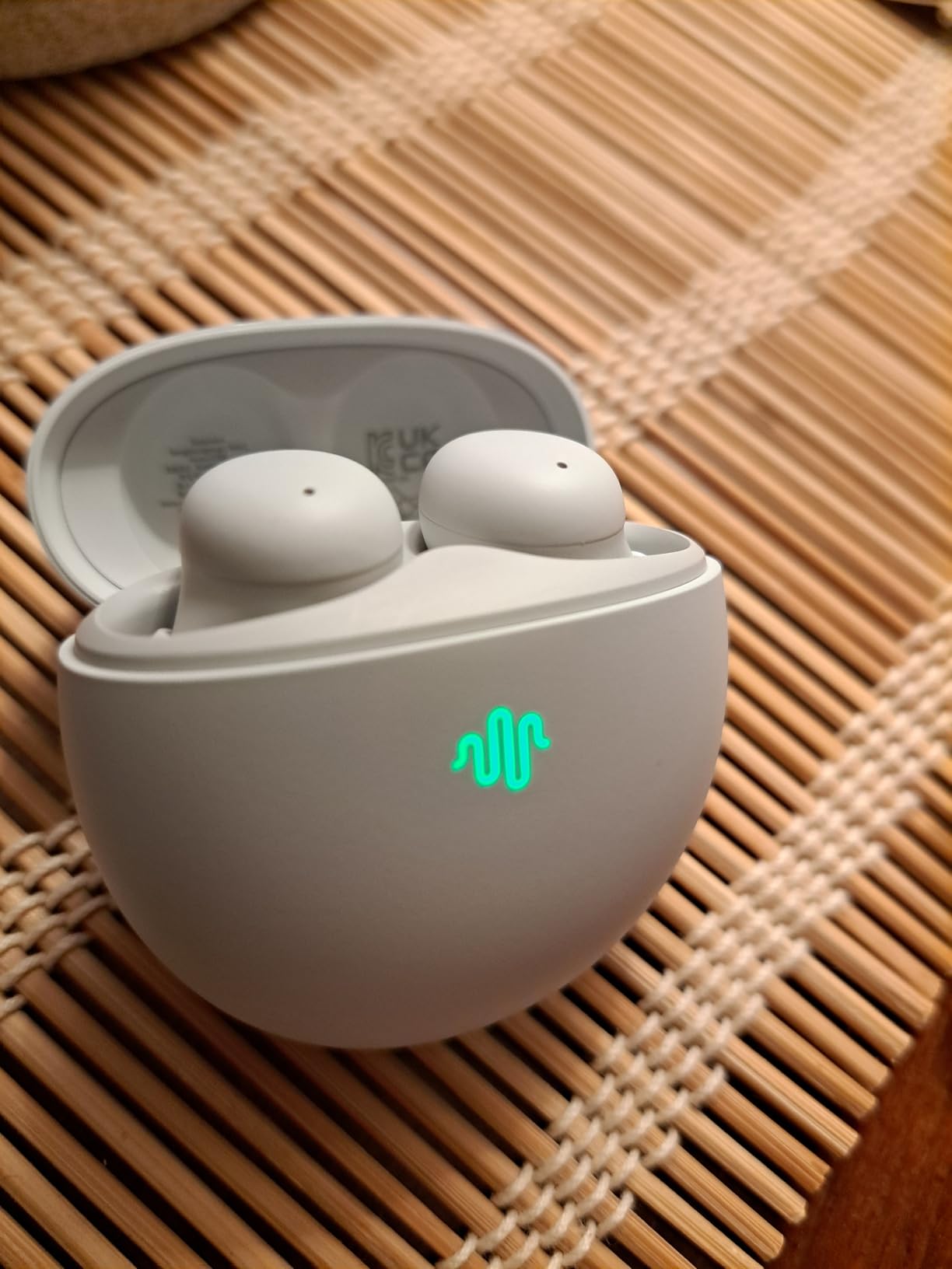 dbbeats Sleep Earbuds with Heart Rate Tracking & Brainwave Audio | Comfortable Fit for Side Sleepers | Noise Cancelling | Sleep, Meditation & Focus customer photo 1