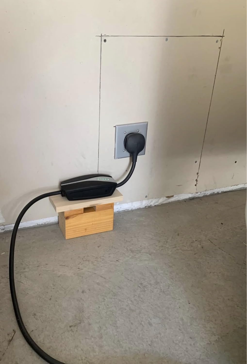 SURAIELEC 50 Amp NEMA 14-50R Outlet with Stainless Steel Faceplate, Heavy-Duty EV Charging Receptacle, 125/250V, Flush Mount for EV Charger, RV Camper, Dryer, Oven, Range and Stove, UL Listed customer photo 1