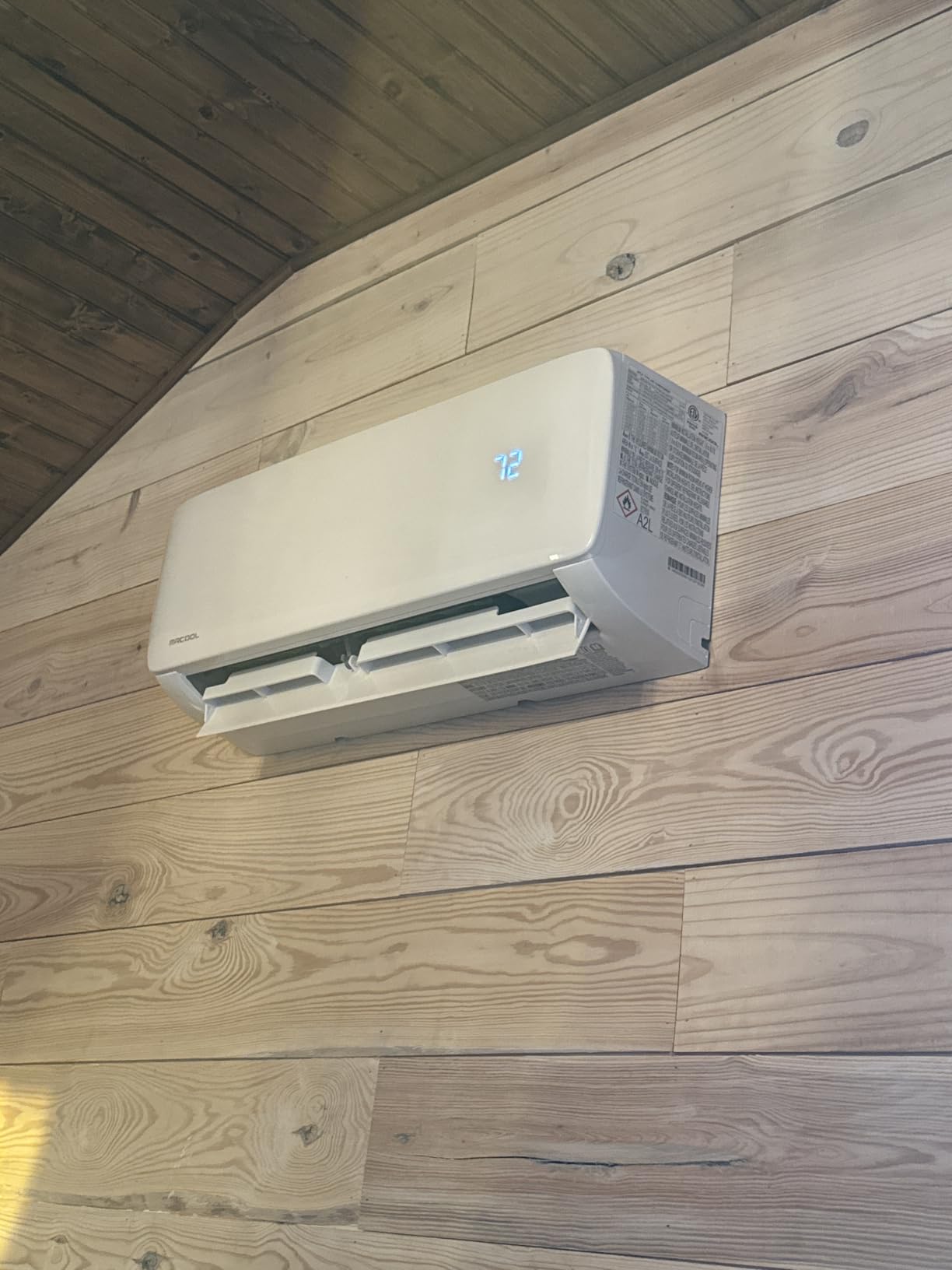 MRCOOL 9000 BTU 115V Ductless Inverter Mini Split Air Conditioner & Heat Pump System, Easy Pro Series - Wall-Mounted AC Unit w/ Heating and Cooling for Home, Office & Commercial Space customer photo 1