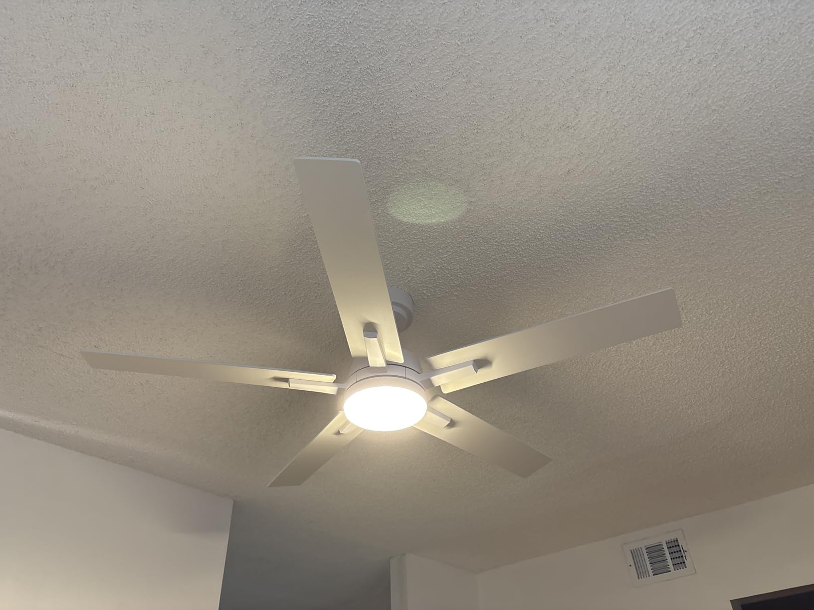 52 Inch Smart Ceiling Fans with Lights, Compatible with Alexa/Remote/APP, Downrod Mount, Reversible DC Motor, High CFM, 5 Blades, 6 Speeds, 3CCT, Dimmable, for Bedroom, Living Room, Black customer photo 1