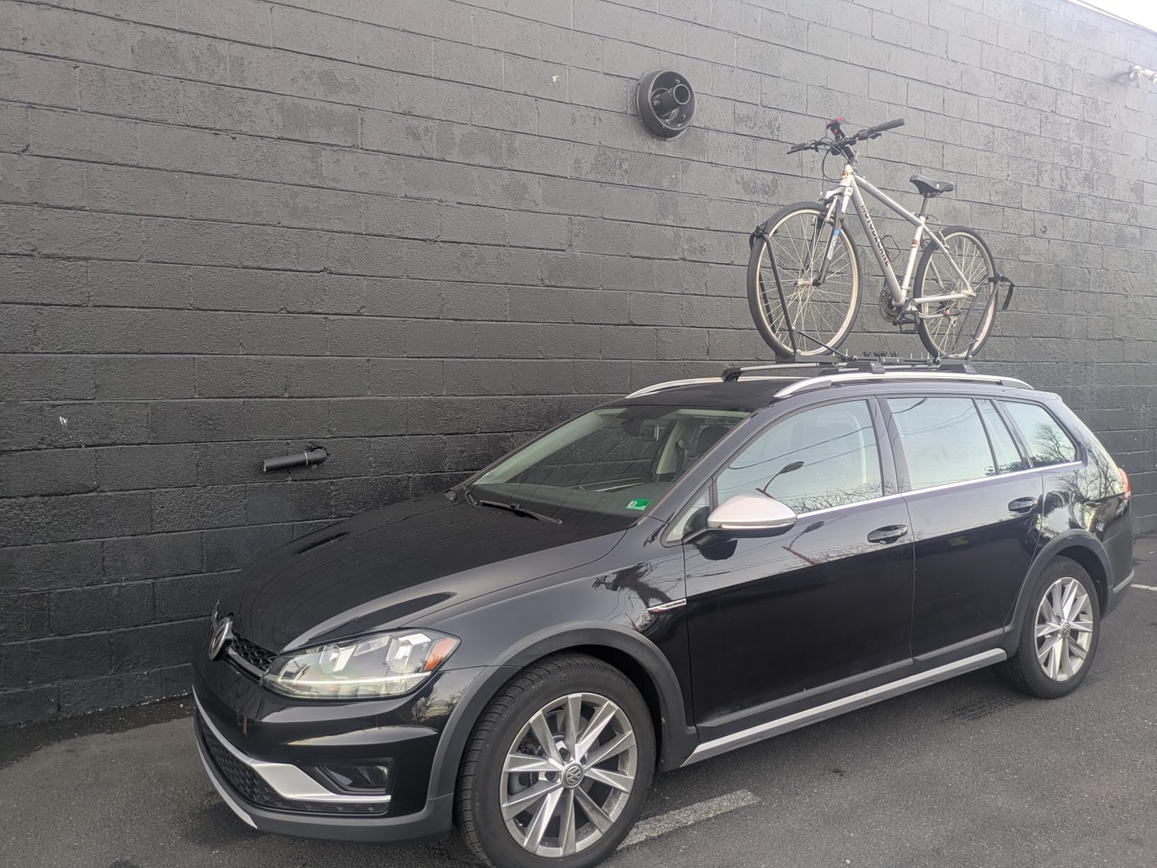 Roof Bike Rack Mount for Car & SUV, Foldable Upright Bicycle Carrier with Two Arms, 1-Bike Rooftop Carrier, only for Removable Roof Crossbars customer photo 2