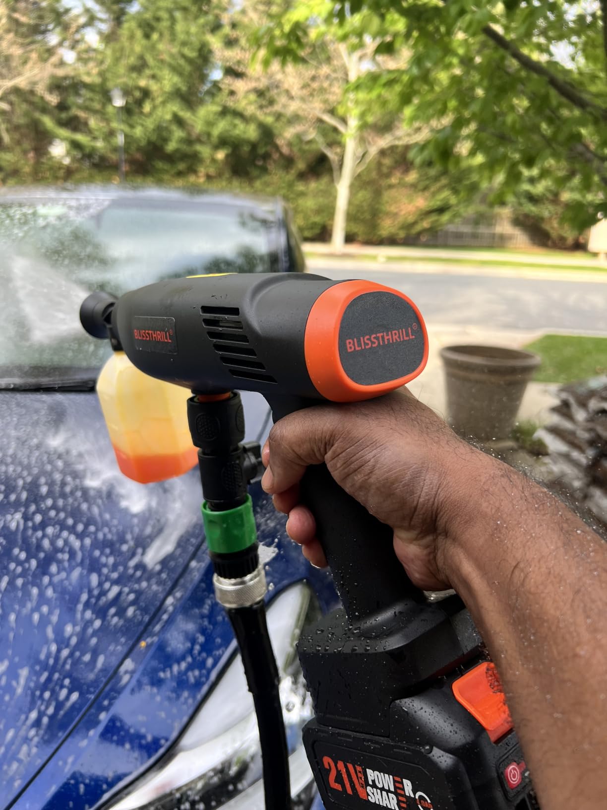 Handheld Battery Operated Washer, 1100 PSI Lightweight Mini Washer for Car, Home, Patio, Driveway and Garden Cleaning (EnduringOrange) customer photo 1