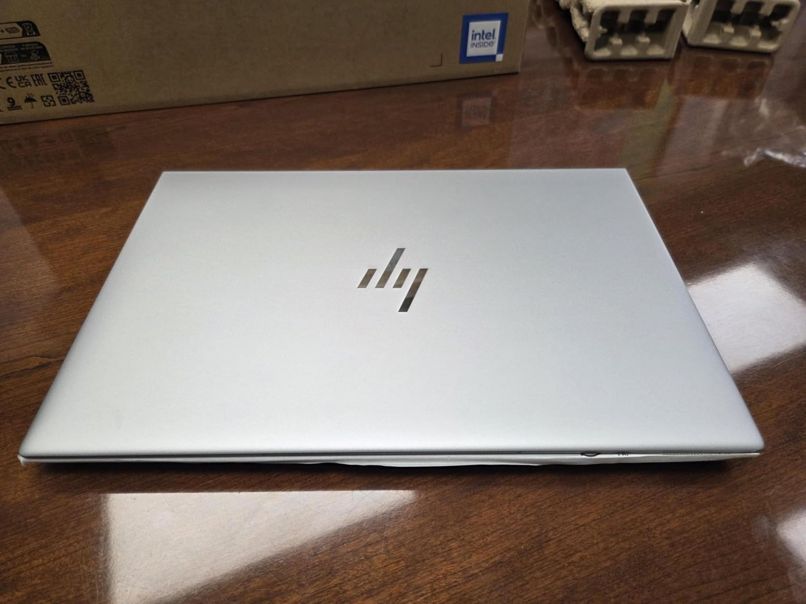 HP ZBook Studio G11 16 inch Workstation Laptop, Intel Core Ultra 7 165H, 32GB RAM, 512GB SSD, NVIDIA RTX A3000 GPU, Win 11 Pro customer photo 2