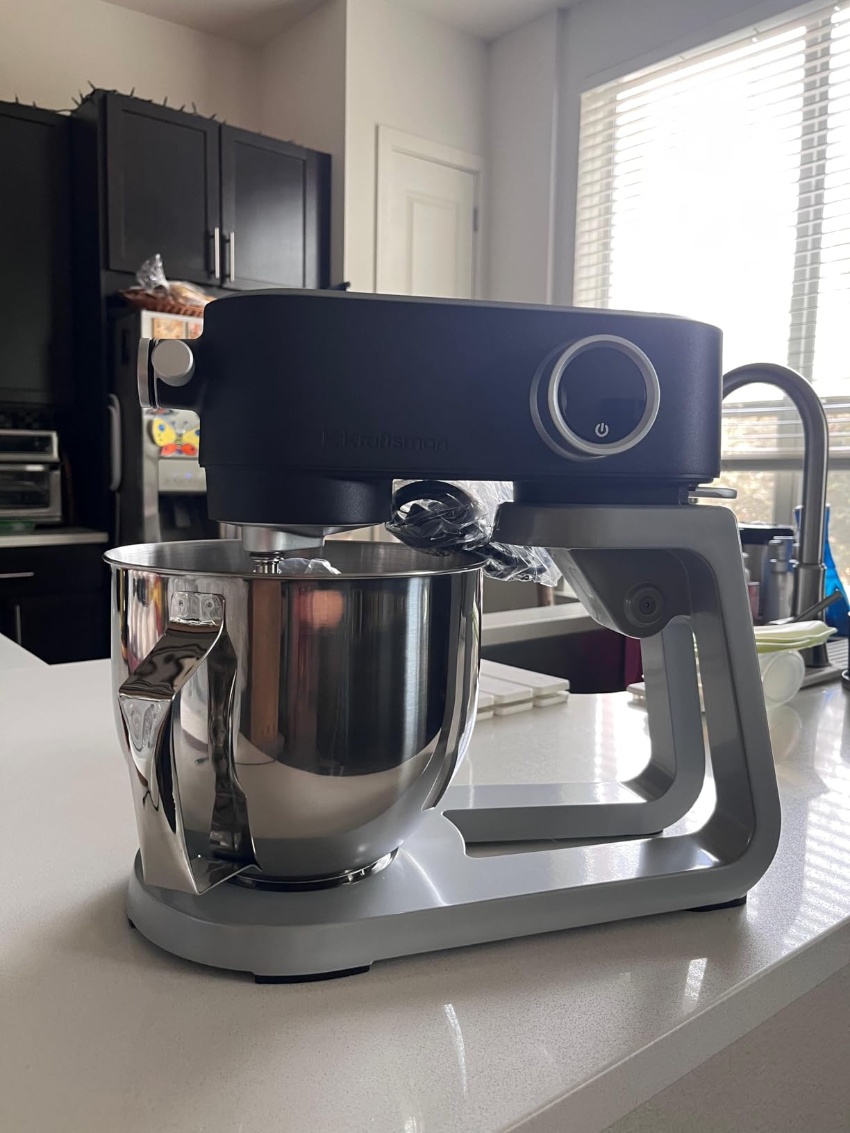 All Metal Stand Mixer 5.3 Quart with 4 Stainless Steel Attachments, Heavy Duty Dough Mixer with DC Motor, Lower Noise, Verstile Mixer with Power Hub, 8-Speed & Timer (Black) customer photo 1