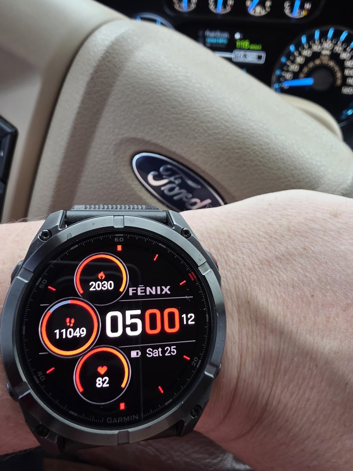 Garmin fēnix 8 Pro, 51mm, AMOLED Display, Premium Connected Multisport GPS Smartwatch, inReach Technology, Sapphire, Titanium with Graphite/Black Silicone Band customer photo 1