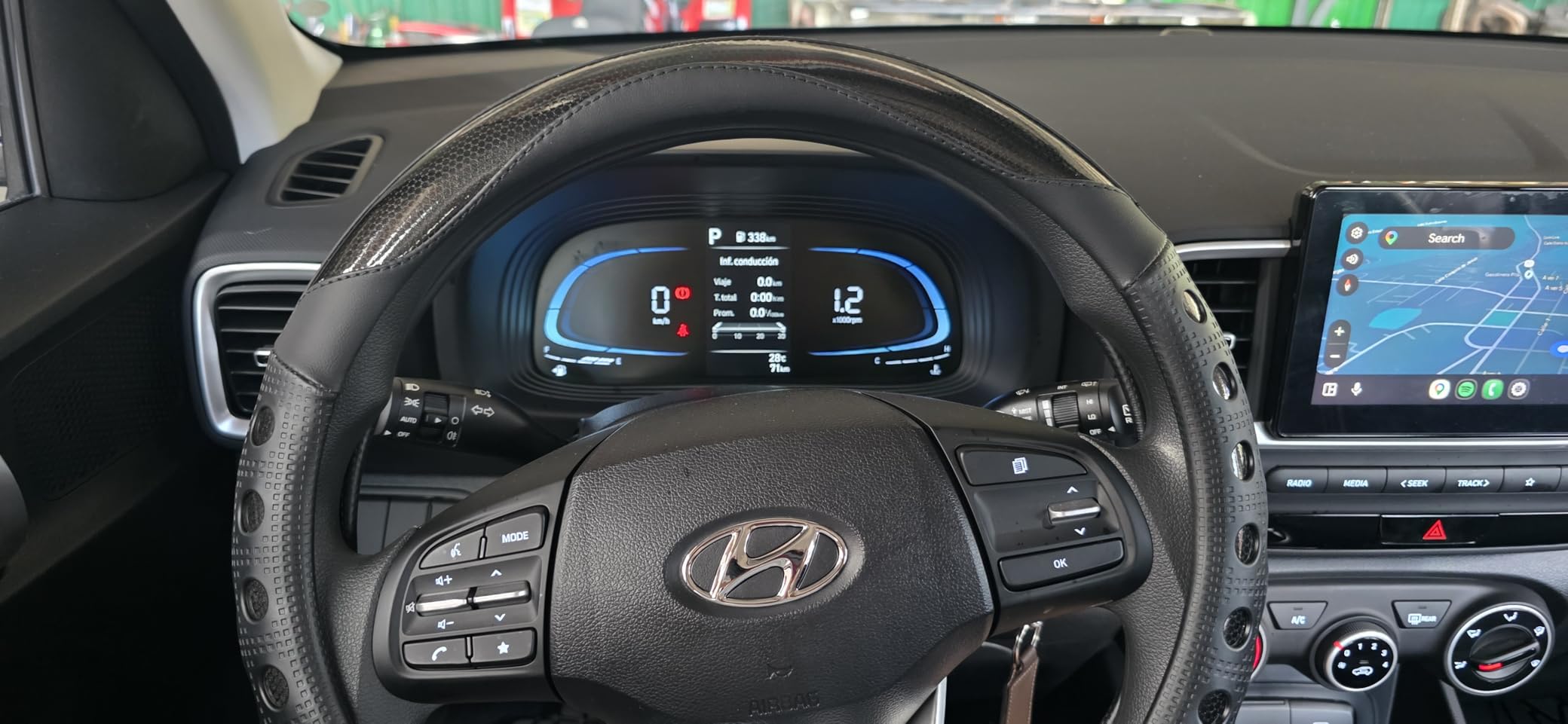 PU Leather Car Steering Wheel Cover with Anti-Slip Grip, for Women and Men, Universal Fit for 14.5-15 Inch Cars, Trucks, SUVs (Red (Round), Medium(Standard) Size[14 1/2''-15'']) customer photo 1
